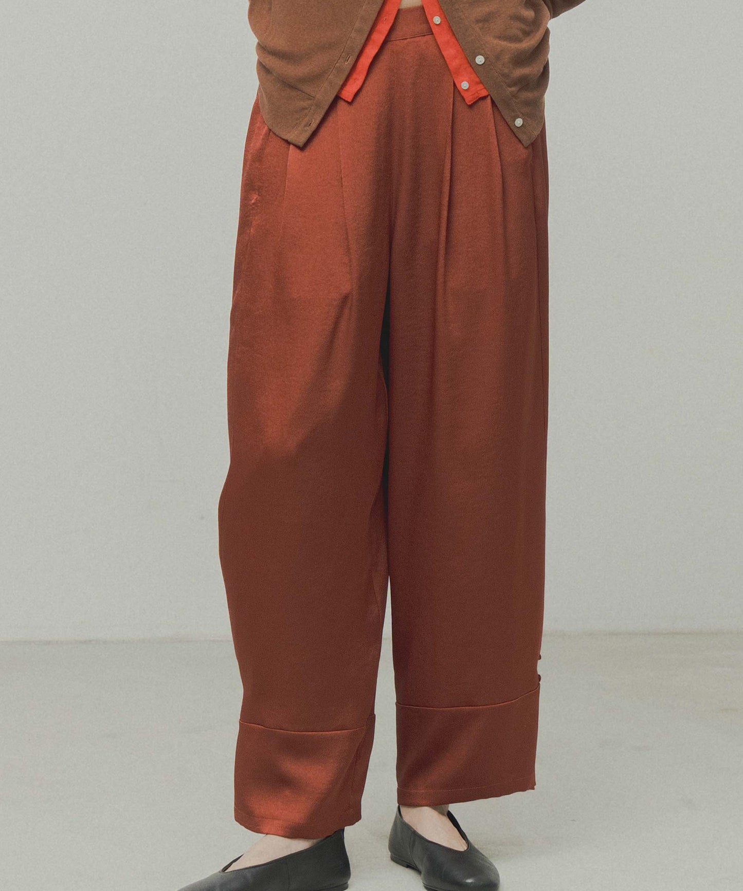 satin wide pants / WHT26FPT4077
