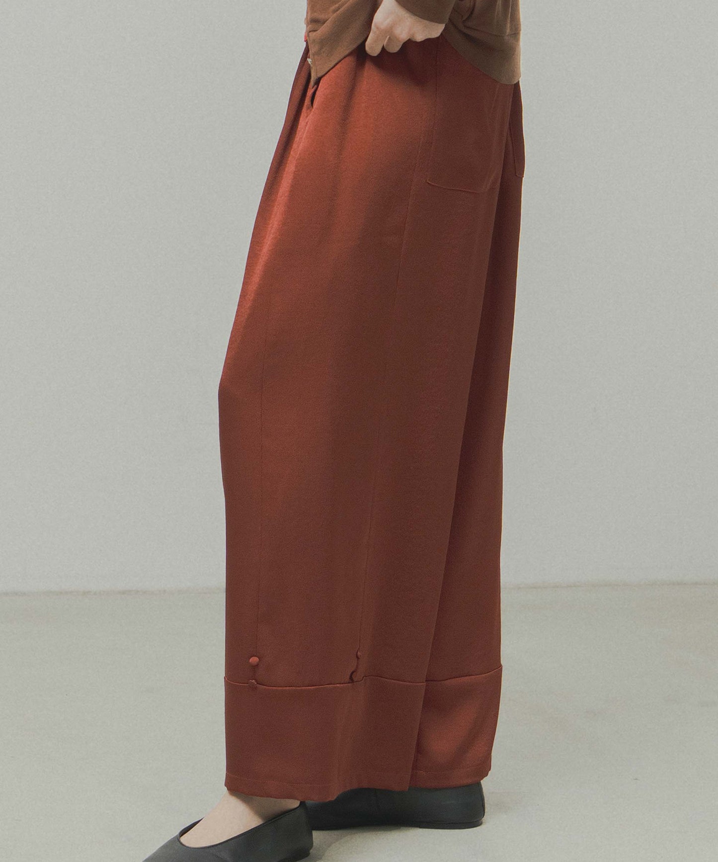 satin wide pants / WHT26FPT4077