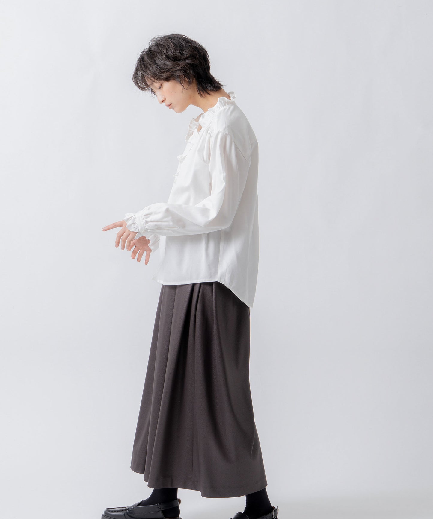 leather like pleats pants / WHT26FPT4078