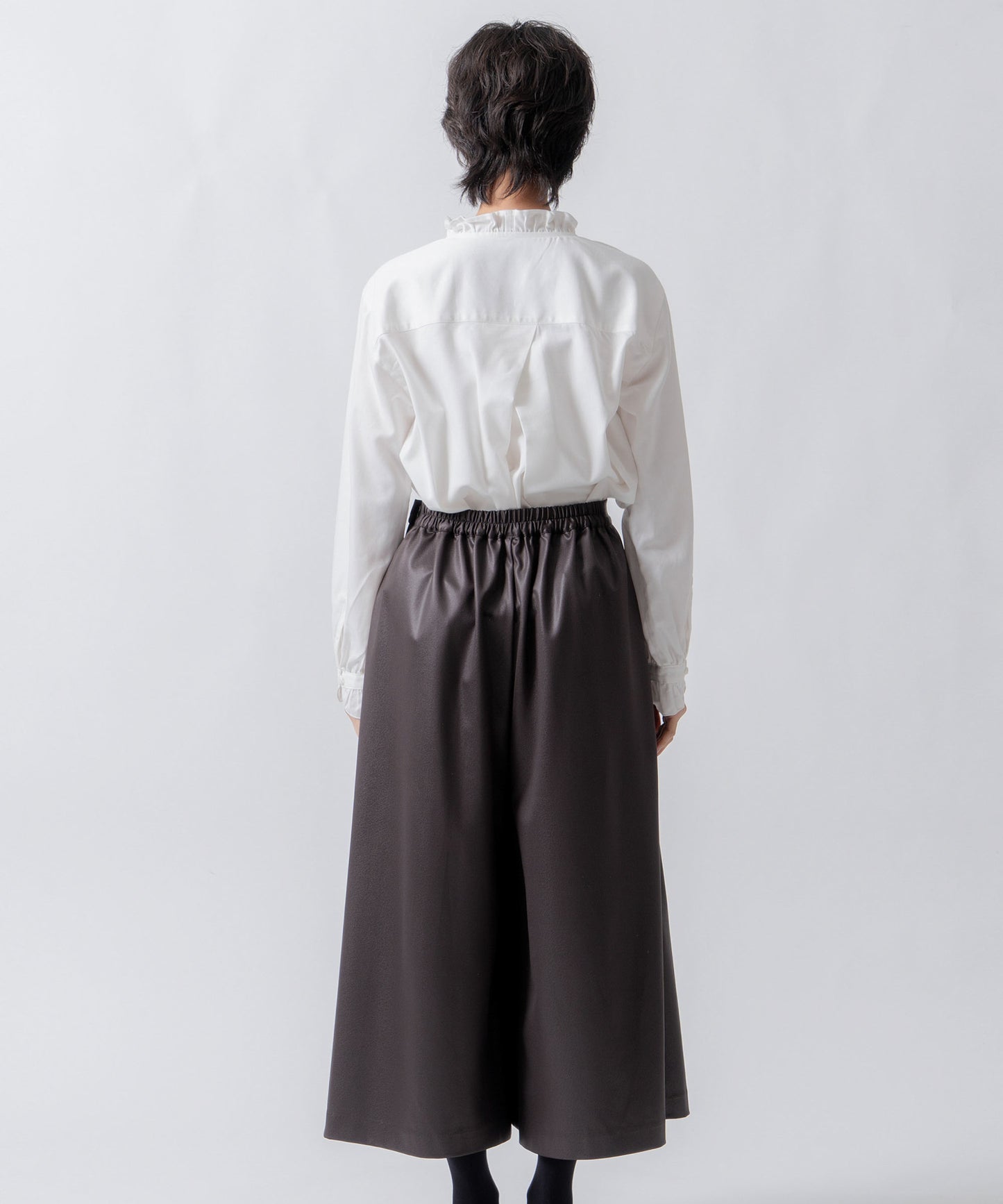 leather like pleats pants / WHT26FPT4078