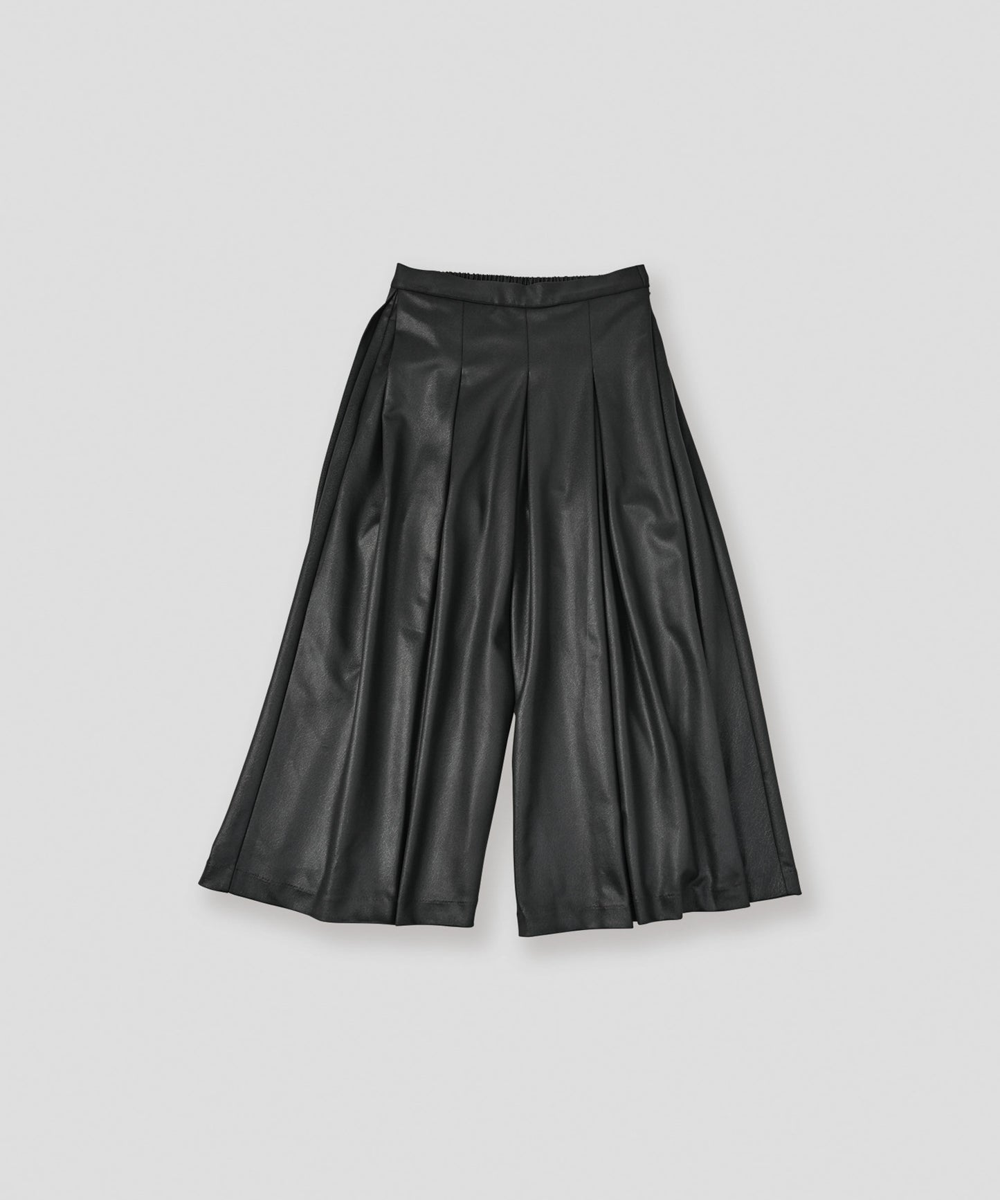 leather like pleats pants / WHT26FPT4078
