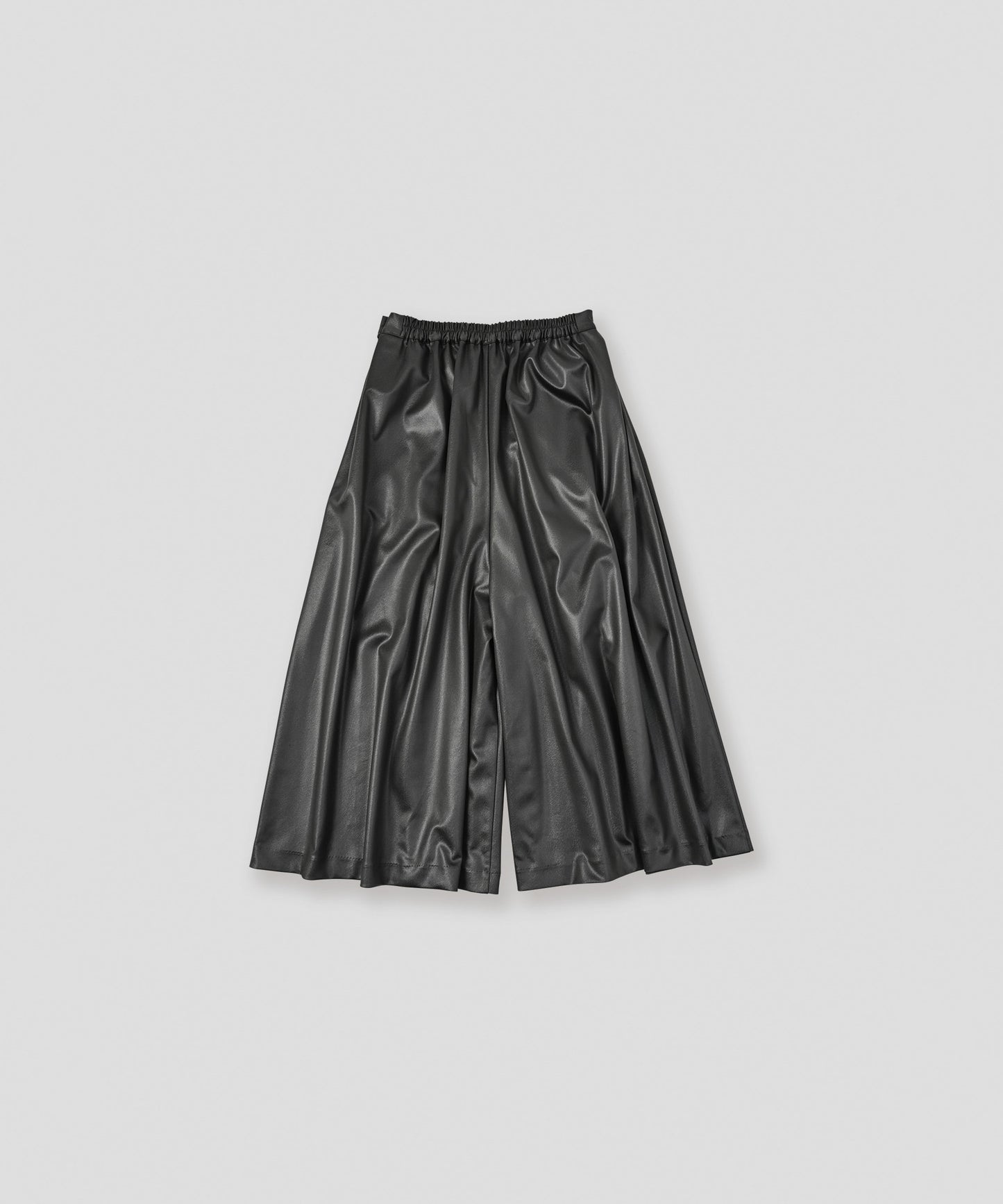 leather like pleats pants / WHT26FPT4078