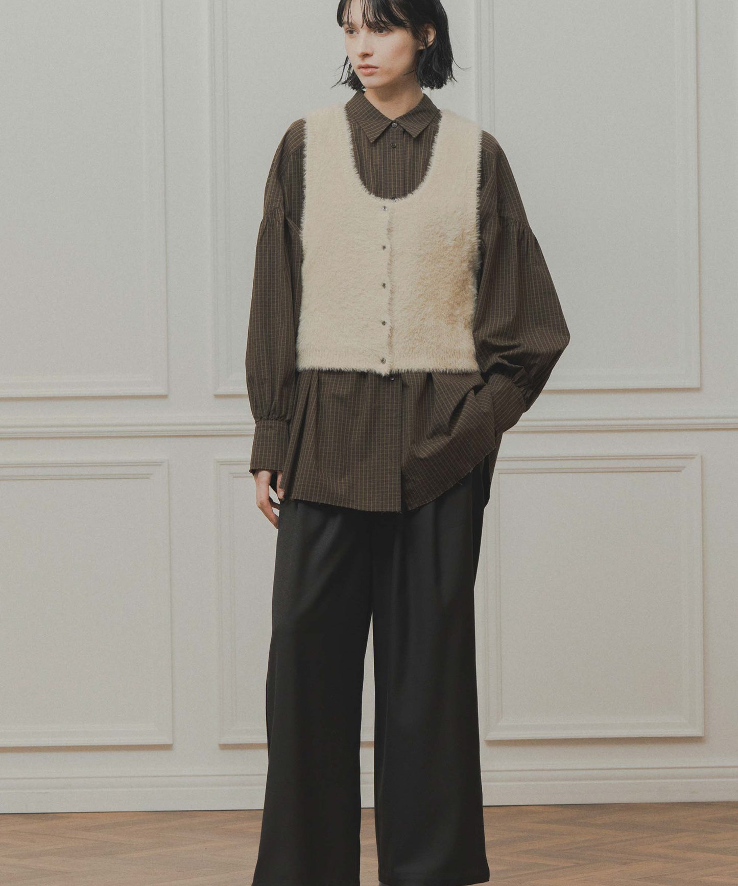 side velour line pants / WHT26FPT4079