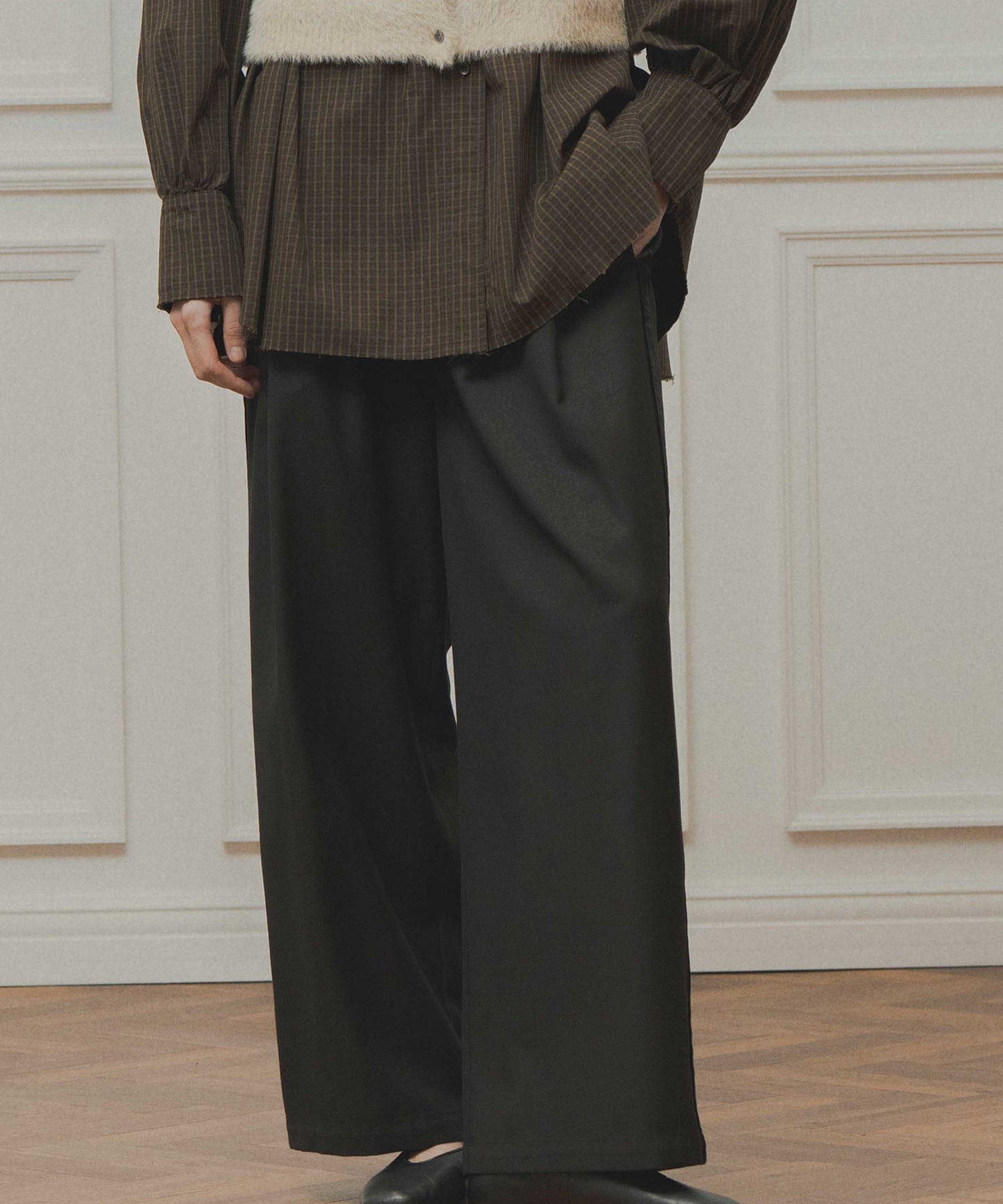 side velour line pants / WHT26FPT4079