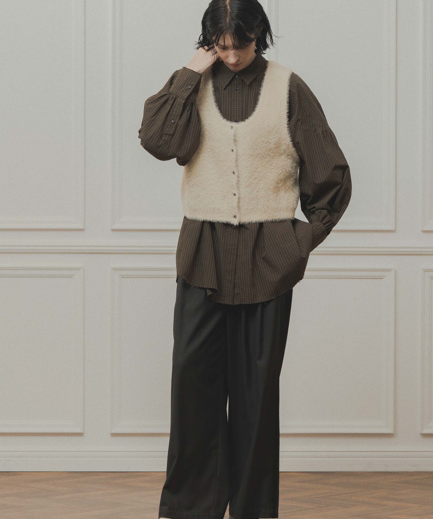 side velour line pants / WHT26FPT4079