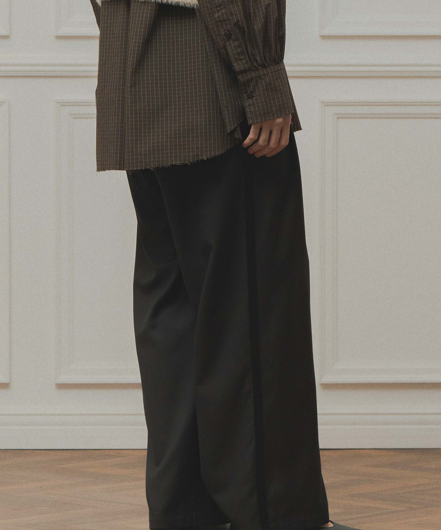 side velour line pants / WHT26FPT4079