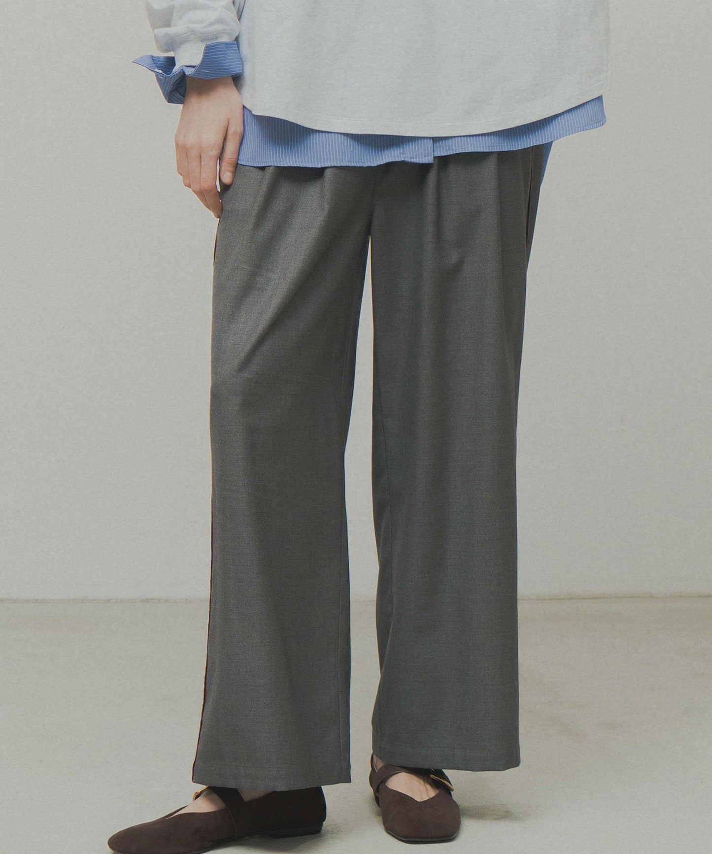 side velour line pants / WHT26FPT4079