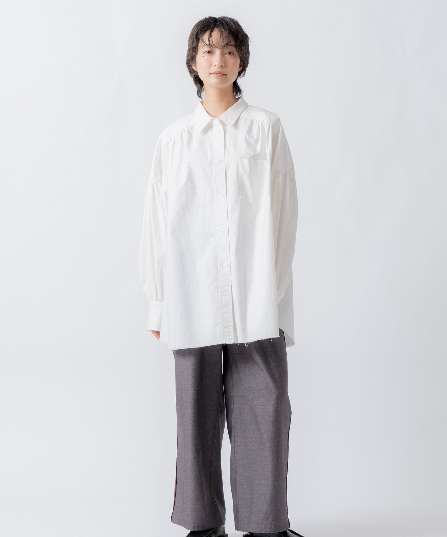 side velour line pants / WHT26FPT4079