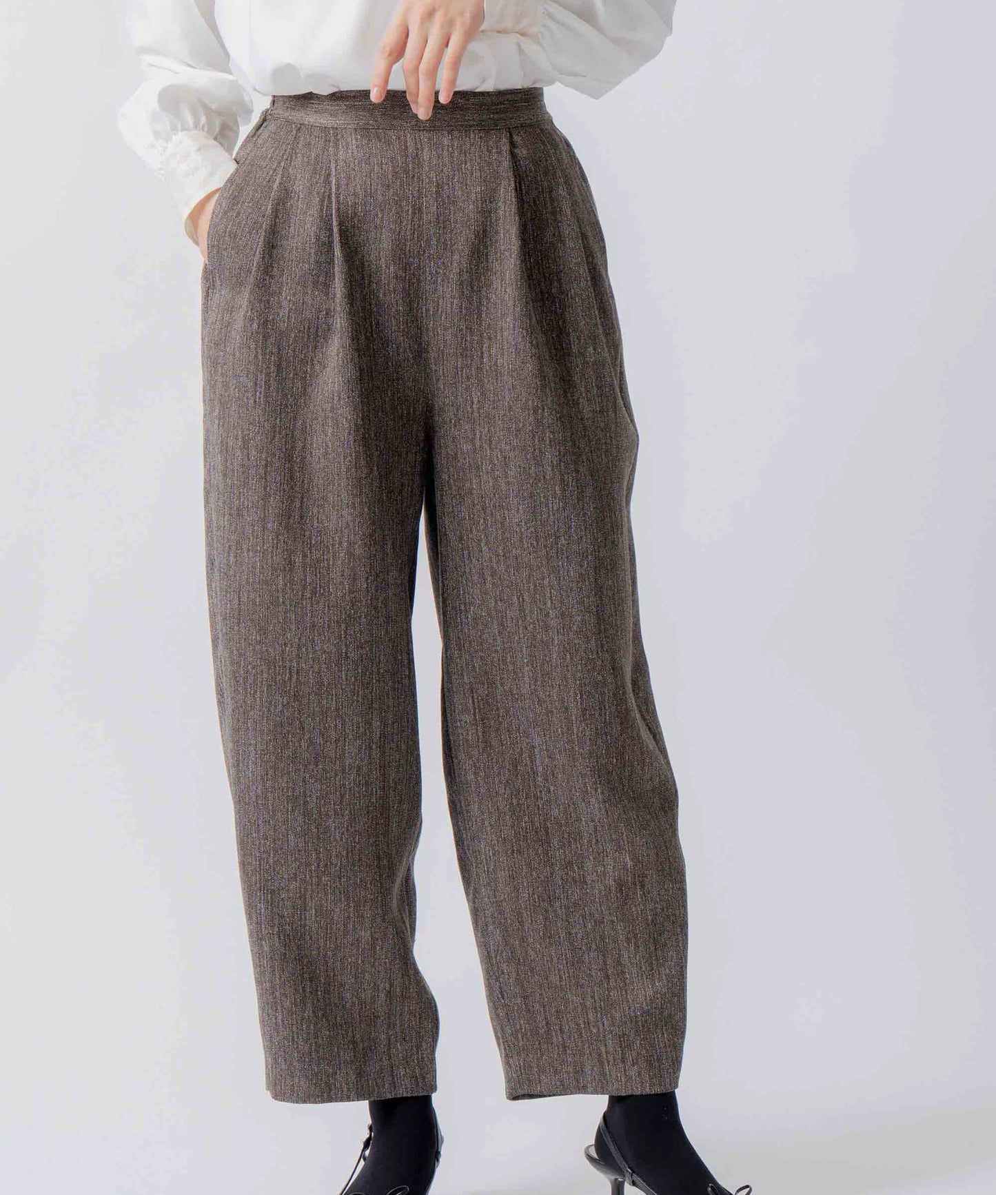 tweed satin tapered pants / WHT26FPT4080