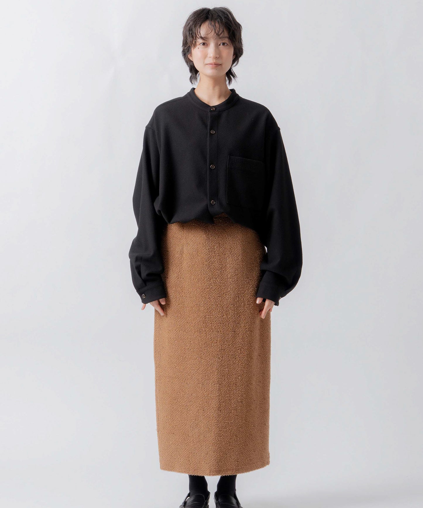 glitter shaggy skirt / WHT26FSK4034