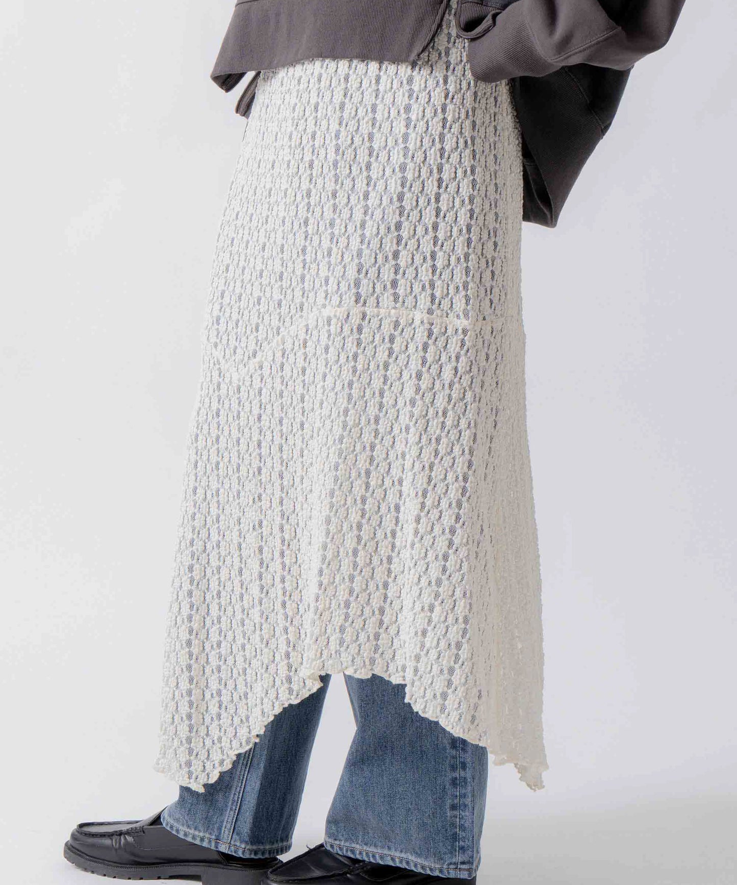 lace asymmetry skirt / WHT26FSK4035
