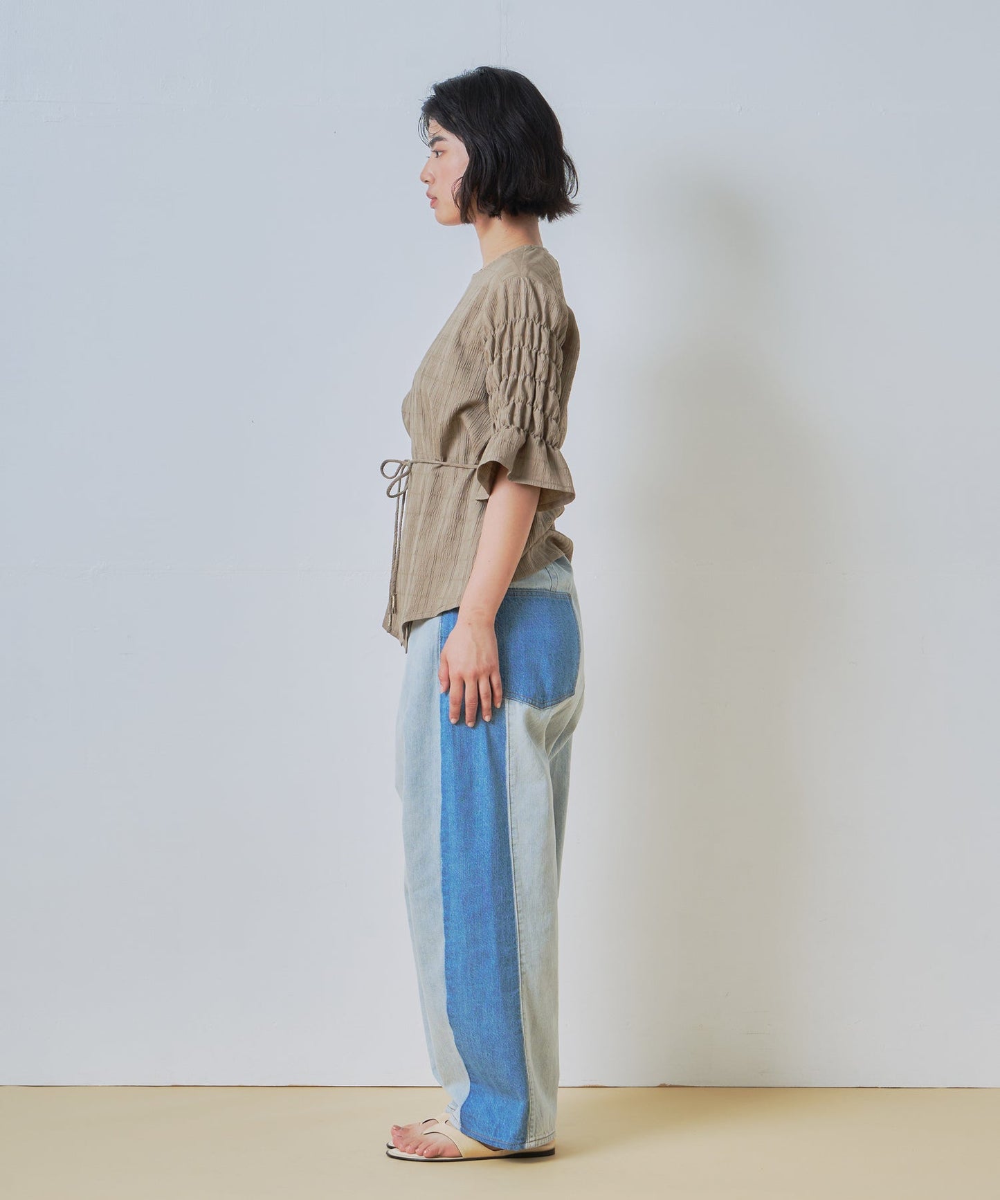 slit layered blouse / WHT26HBL4086