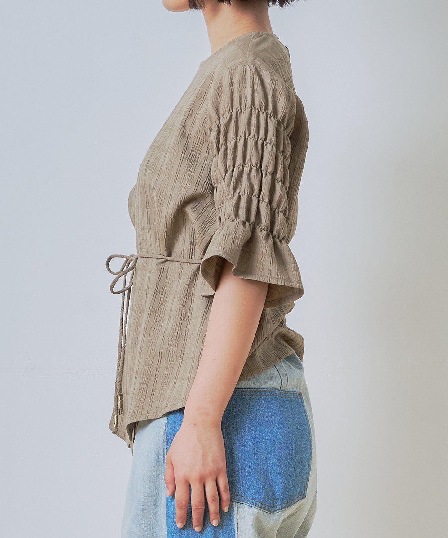 slit layered blouse / WHT26HBL4086