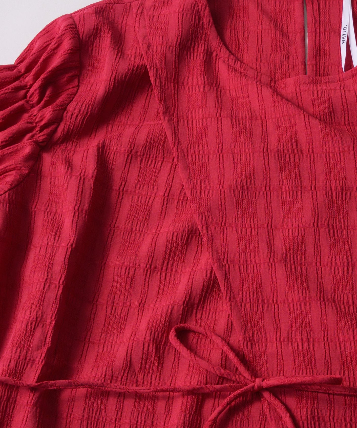 slit layered blouse / WHT26HBL4086