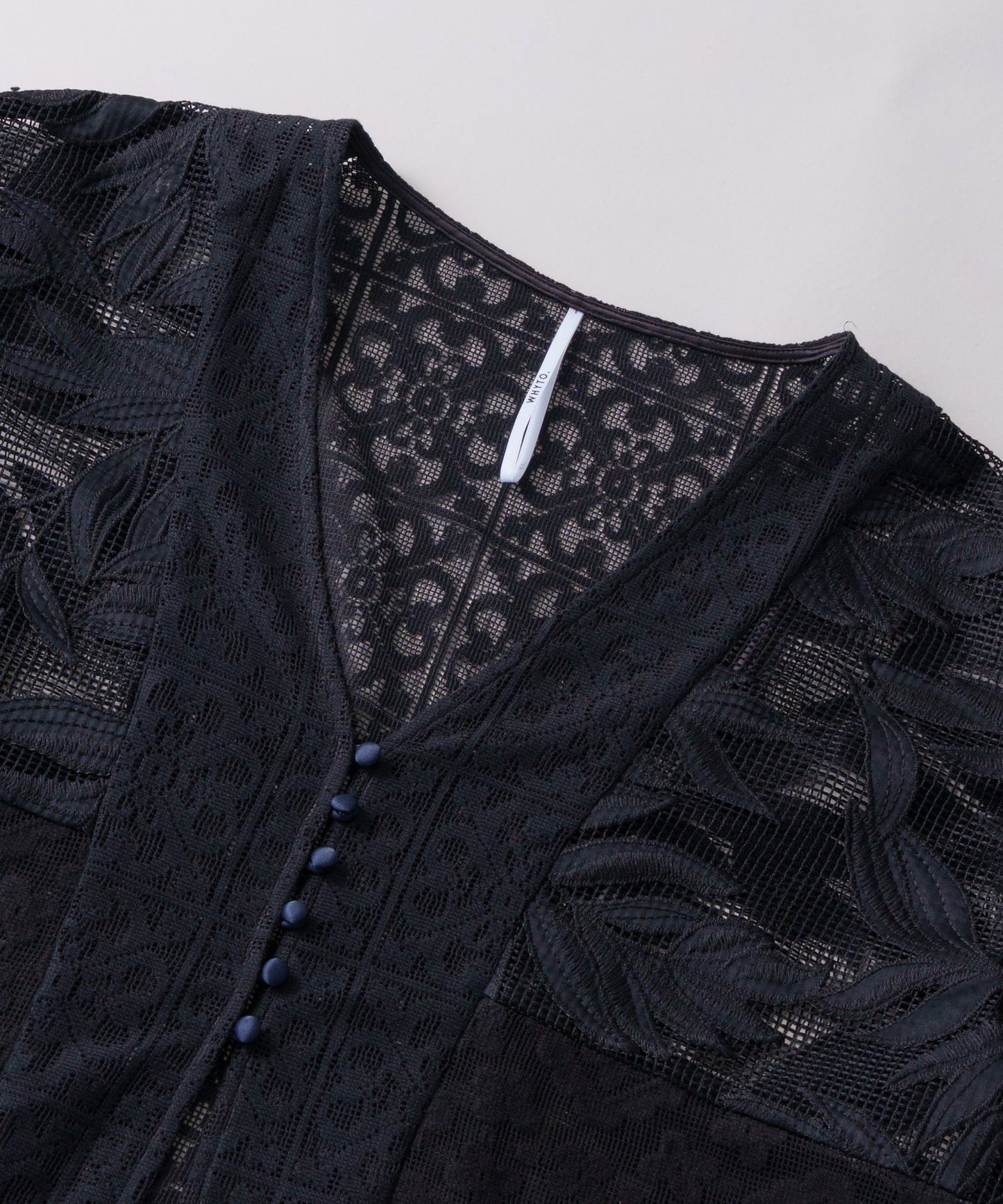 lace combination cardigan / WHT26HBL4089
