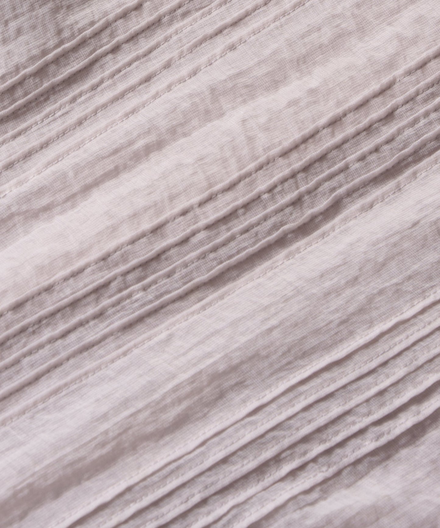 layered sheer blouse / WHT26HBL4092