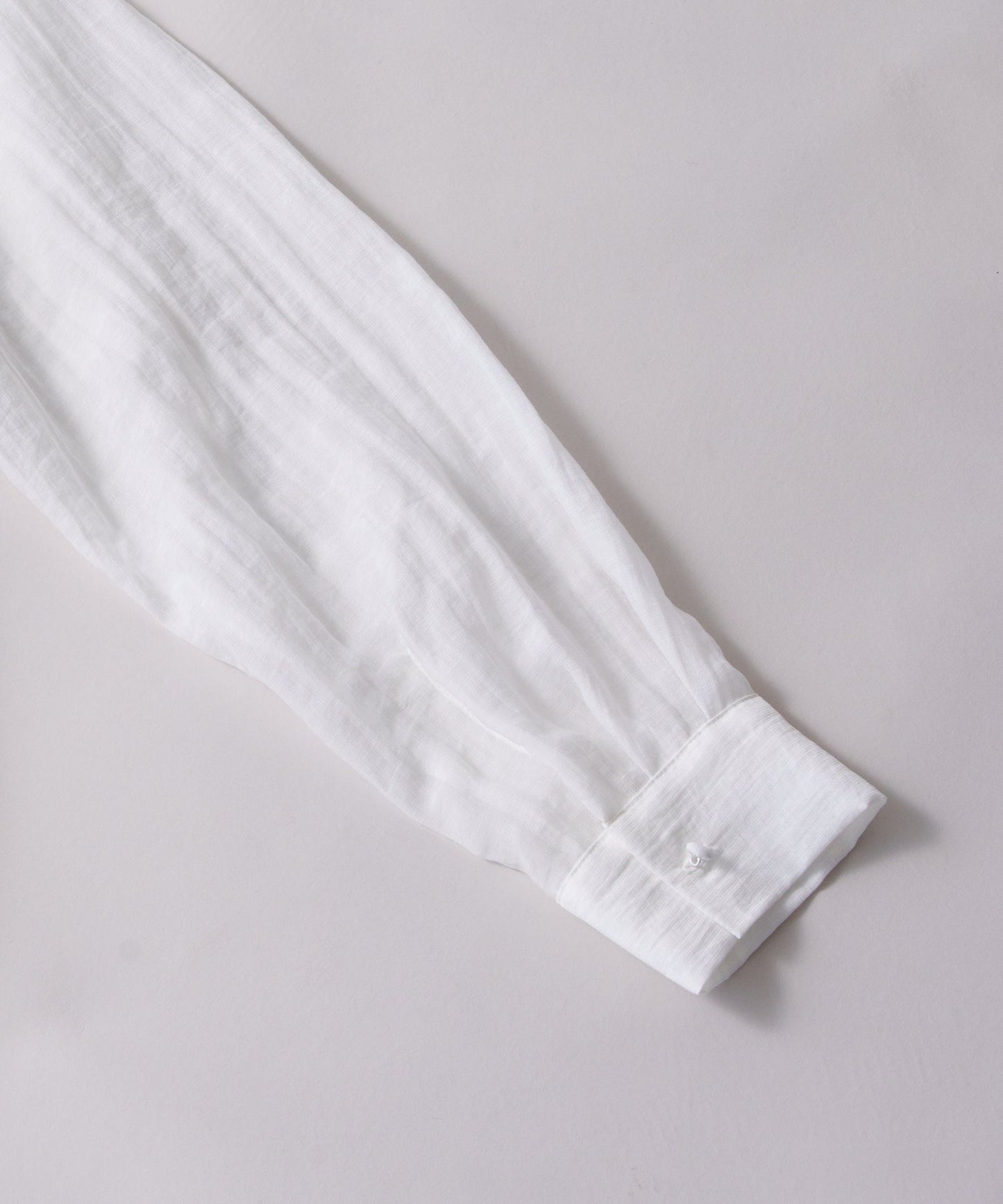layered sheer blouse / WHT26HBL4092