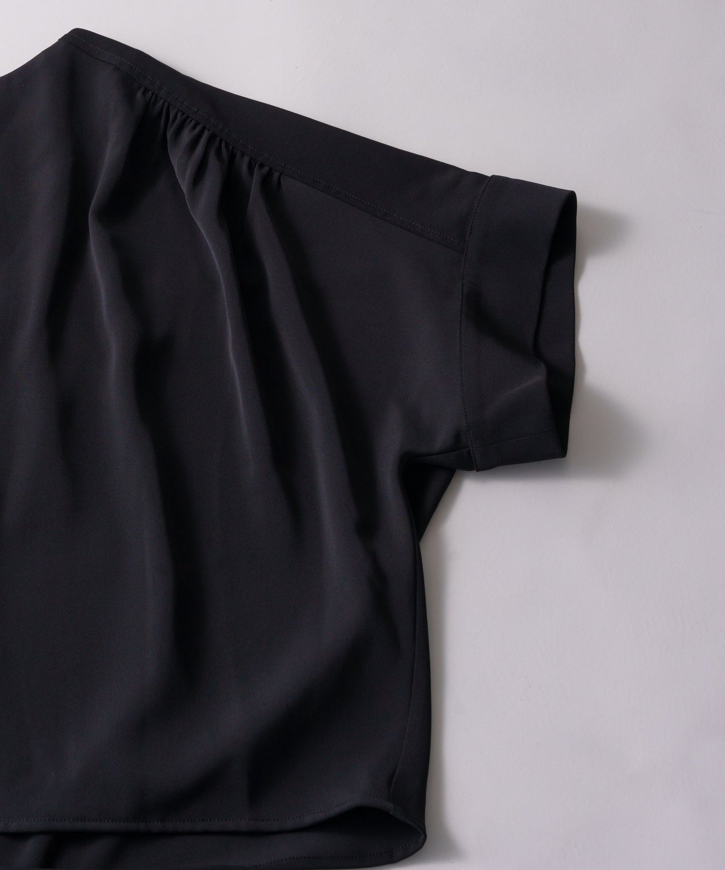 gather half sleeve jacket / WHT26HBL4093