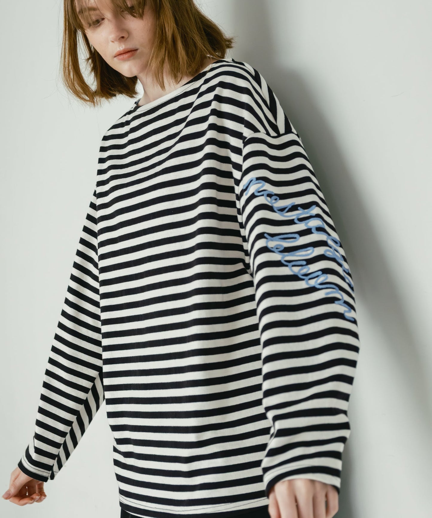 loose stripe tops / WHT26HCS4008
