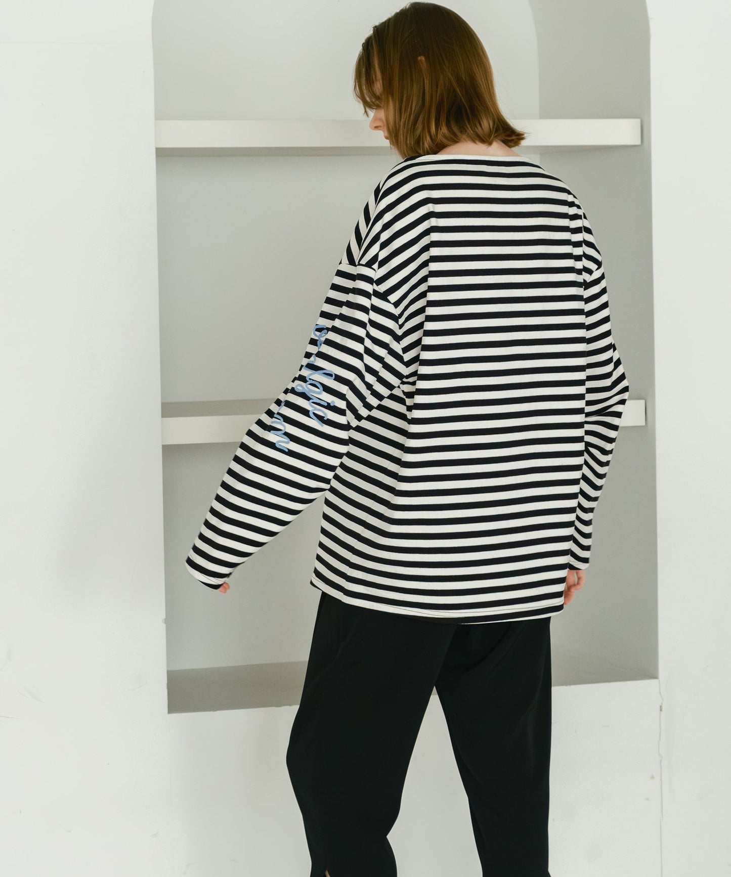 loose stripe tops / WHT26HCS4008