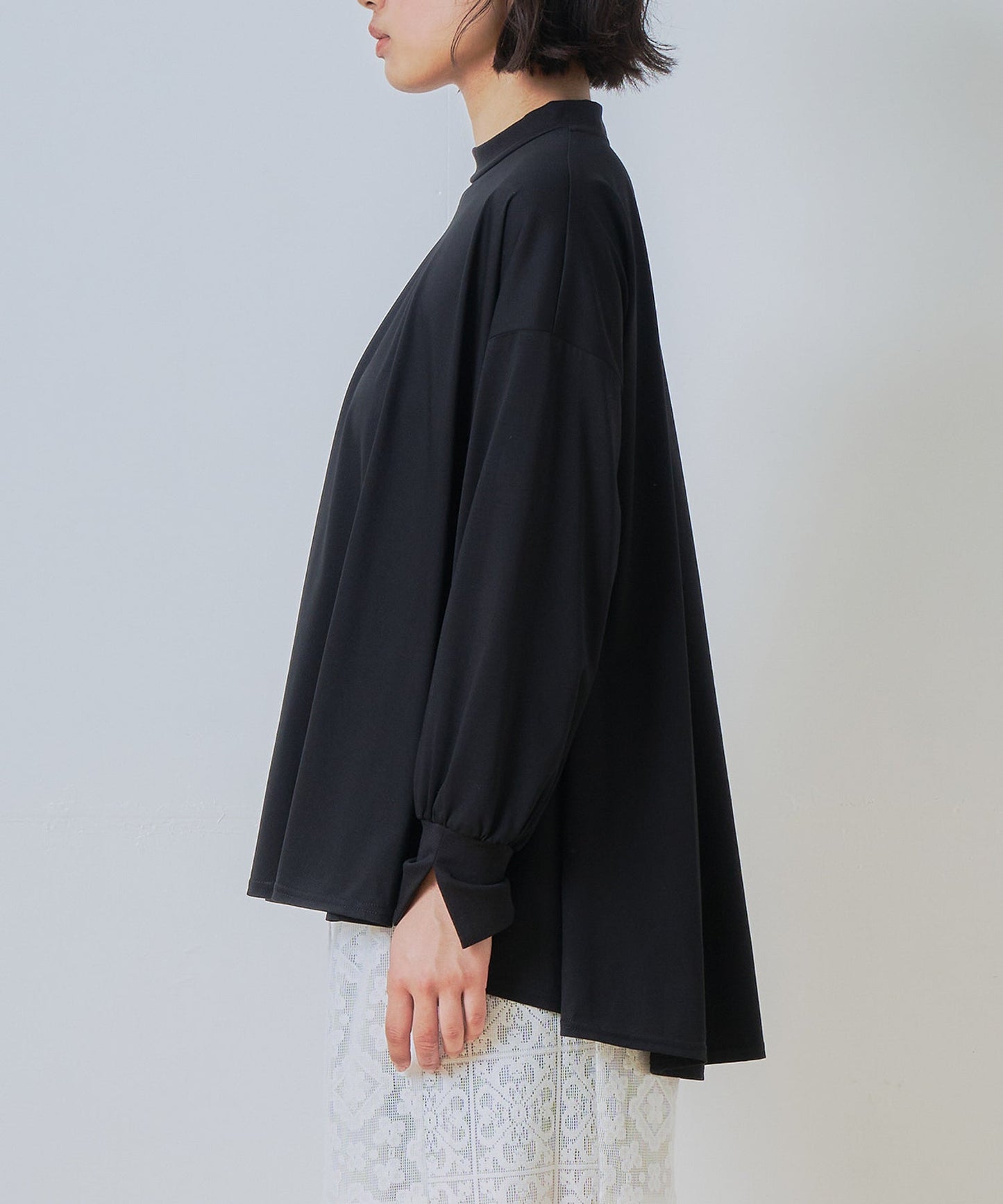 A line flare tee / WHT26HCS4009