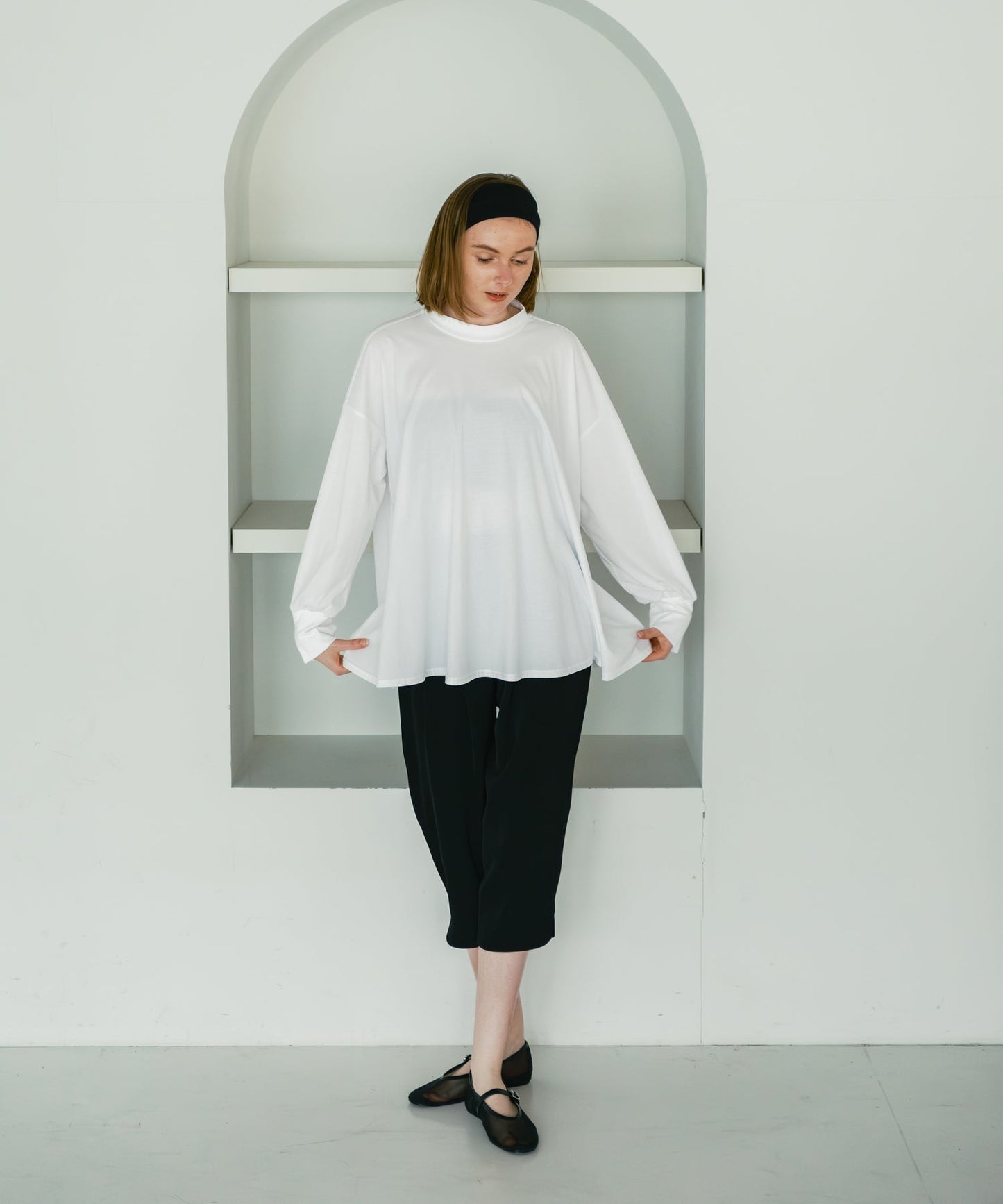 A line flare tee / WHT26HCS4009