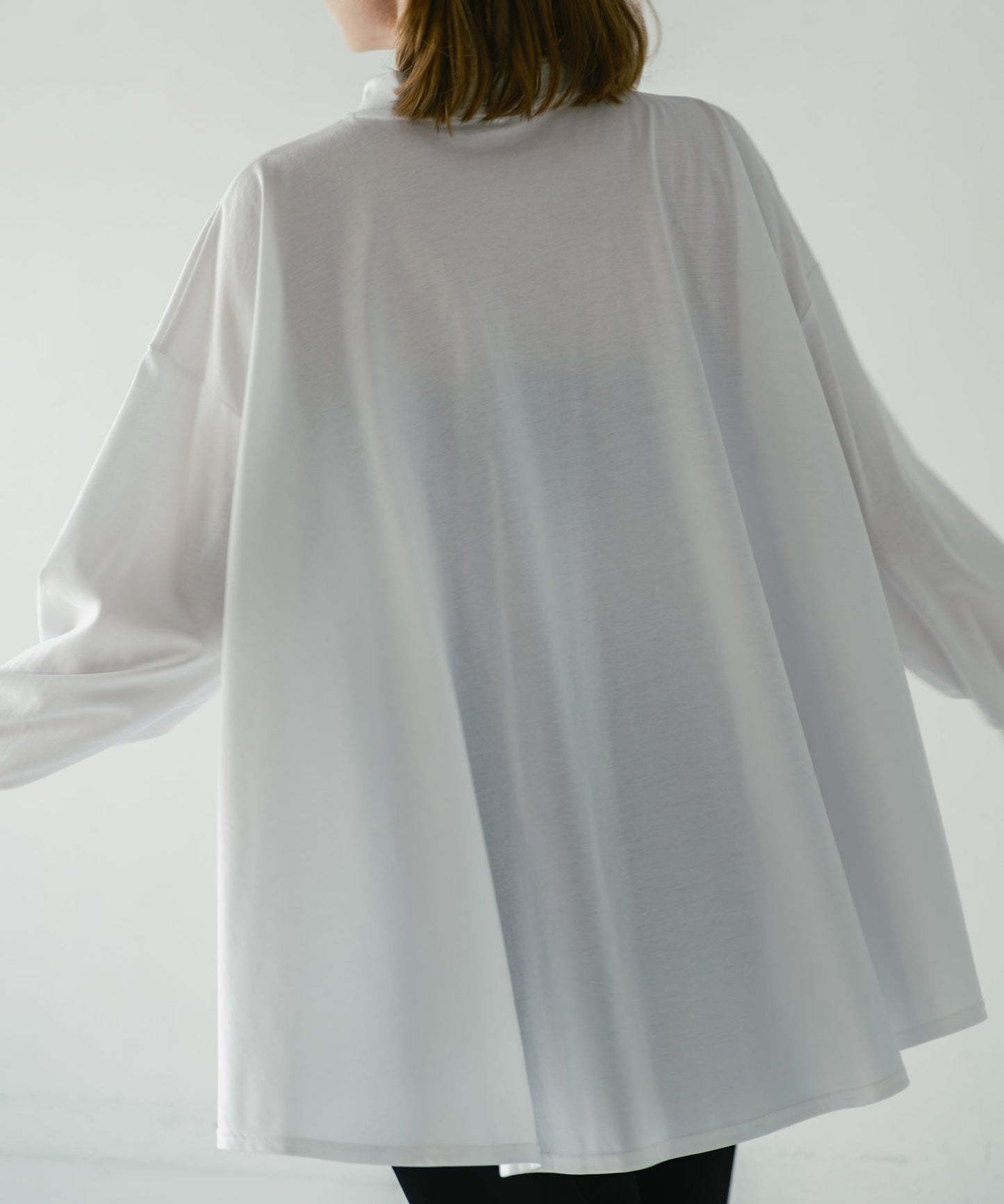 A line flare tee / WHT26HCS4009