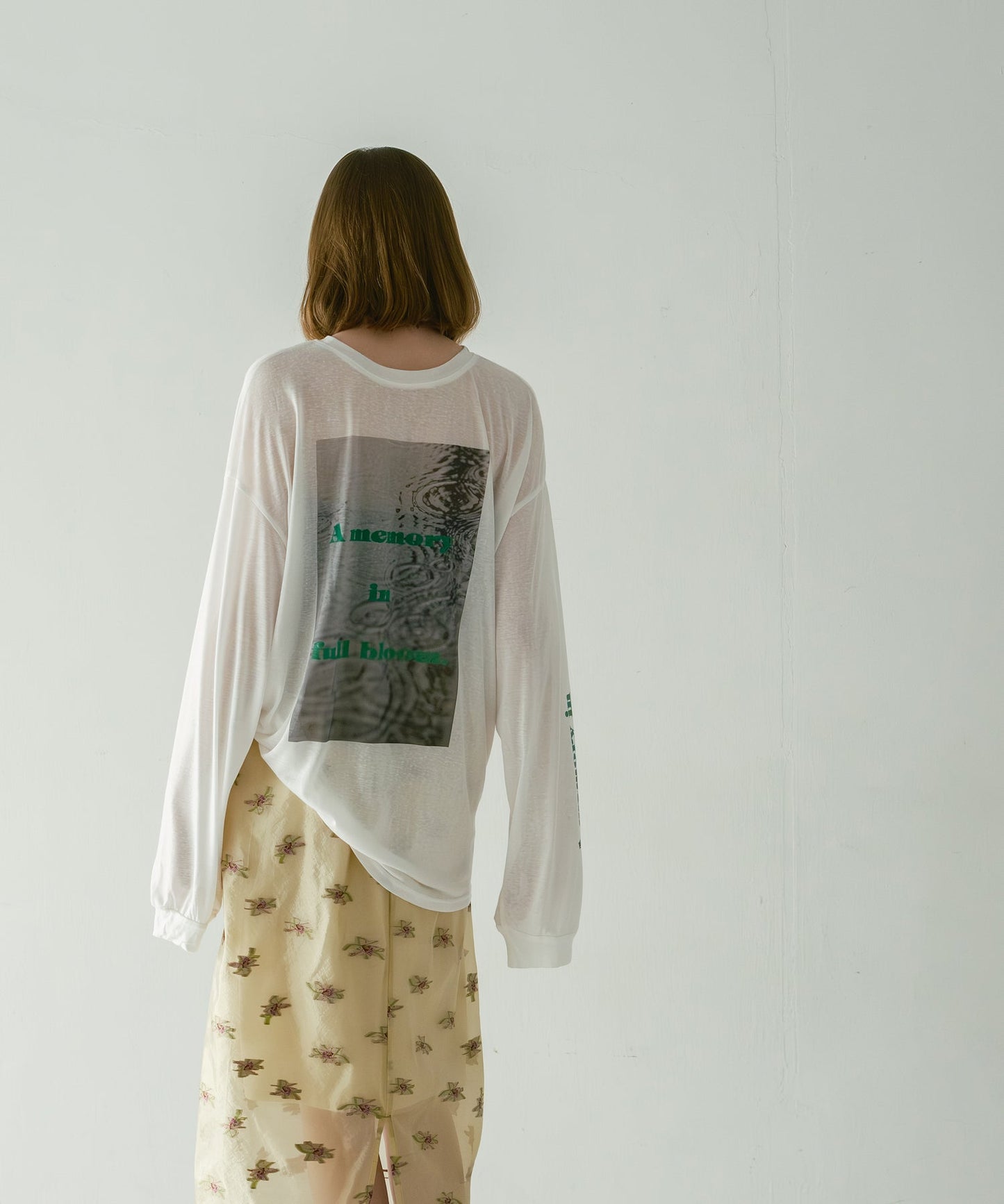 2way sheer print long tee / WHT26HCS4013