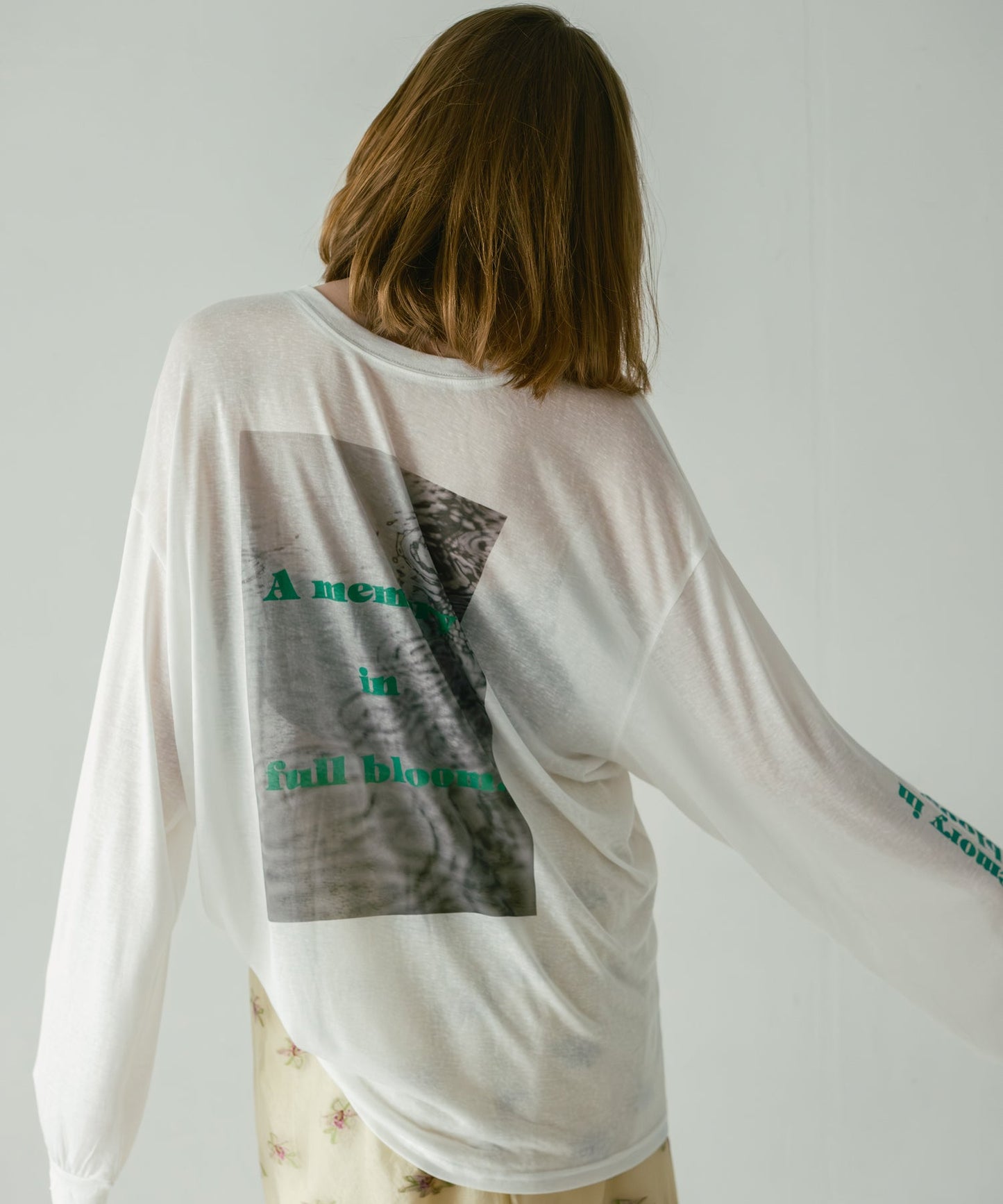 2way sheer print long tee / WHT26HCS4013