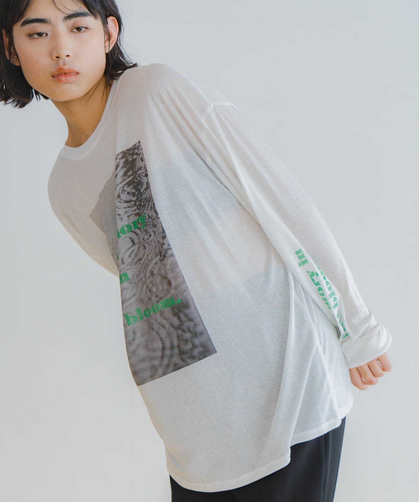 2way sheer print long tee / WHT26HCS4013