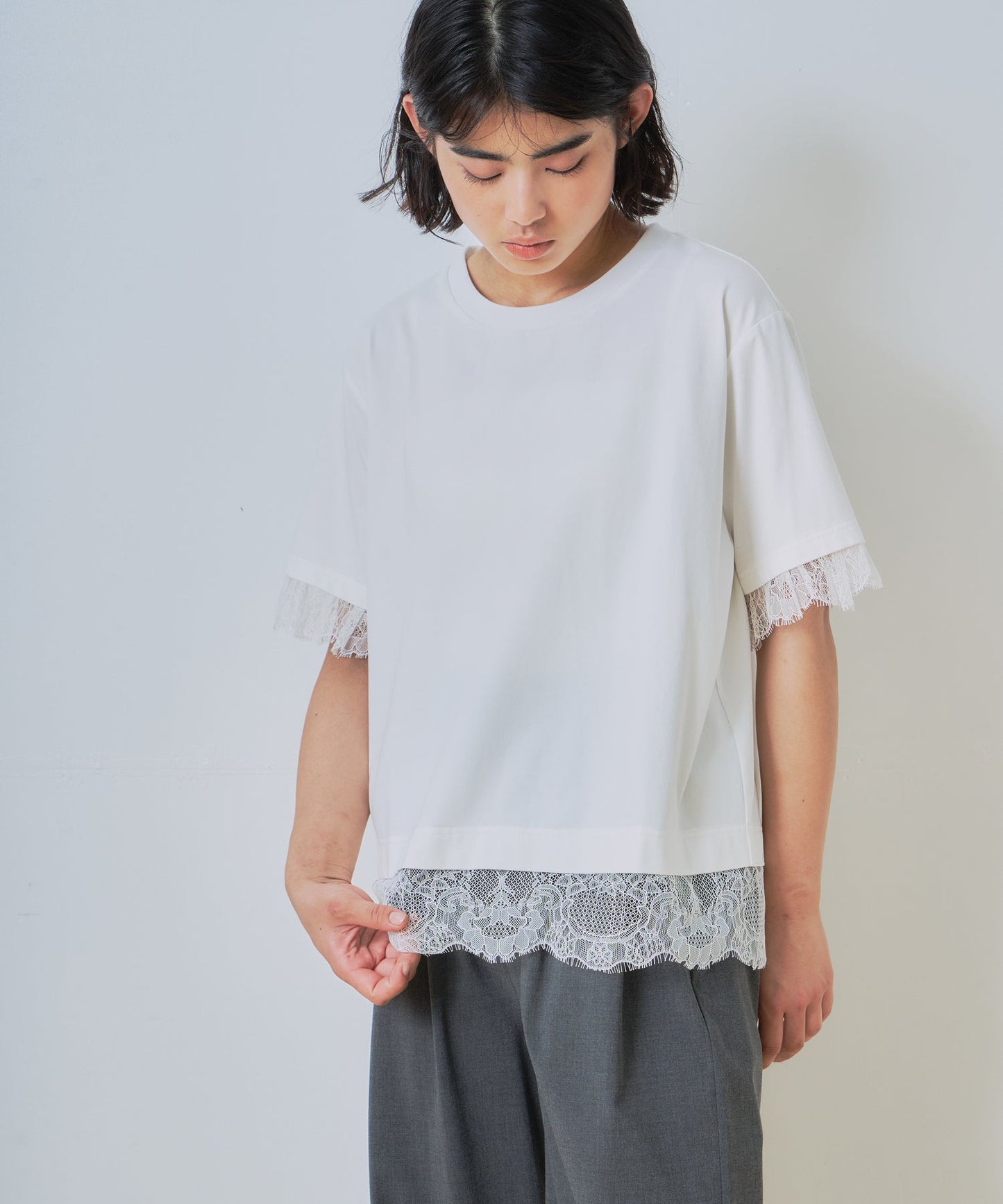 lace combination tee / WHT26HCS4016