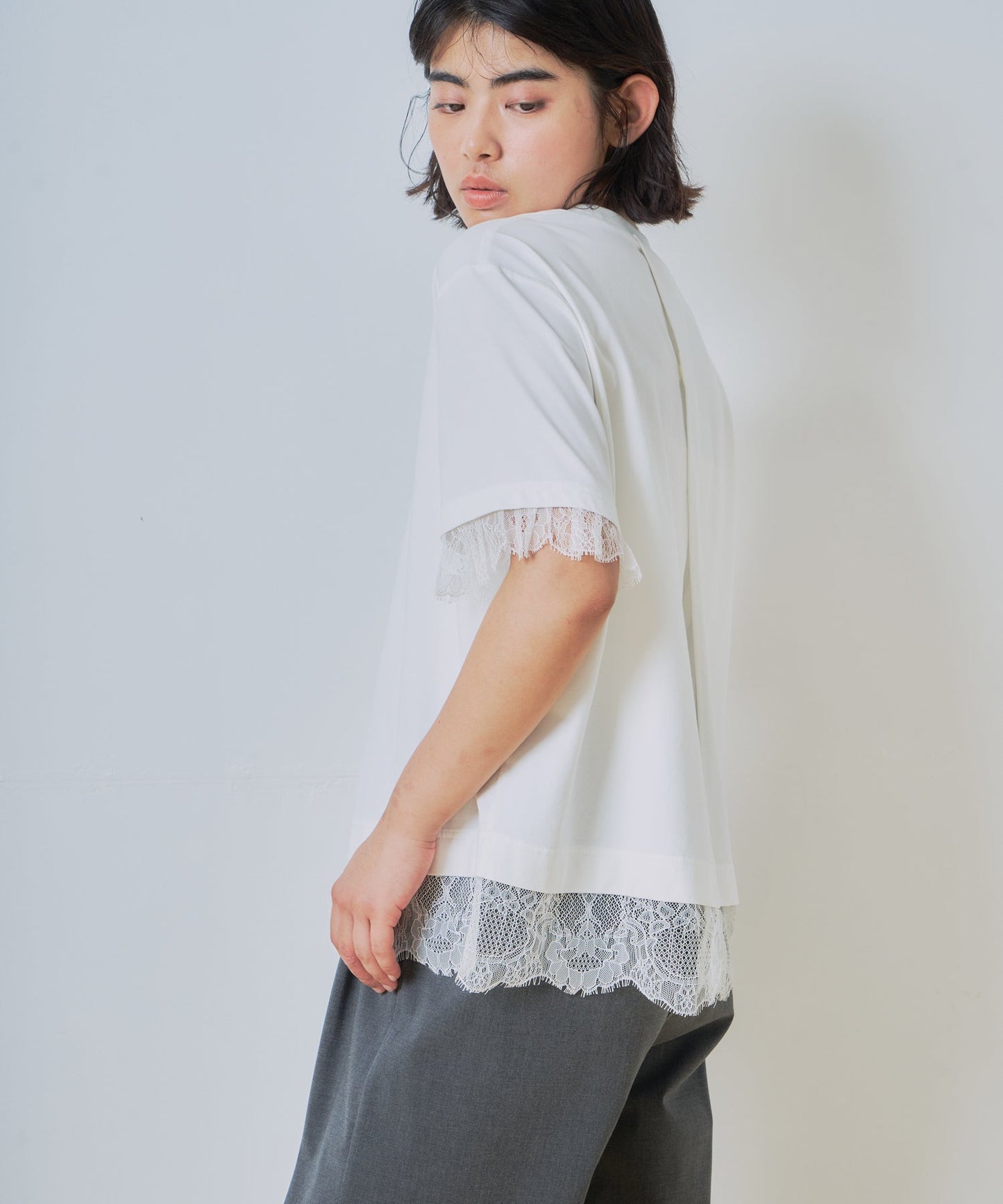 lace combination tee / WHT26HCS4016