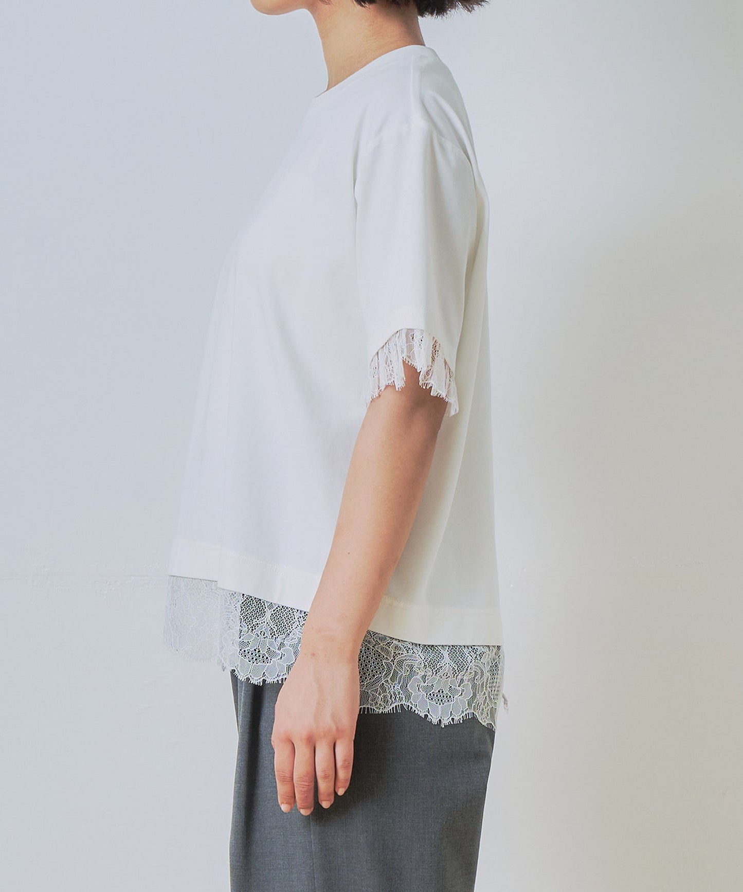 lace combination tee / WHT26HCS4016