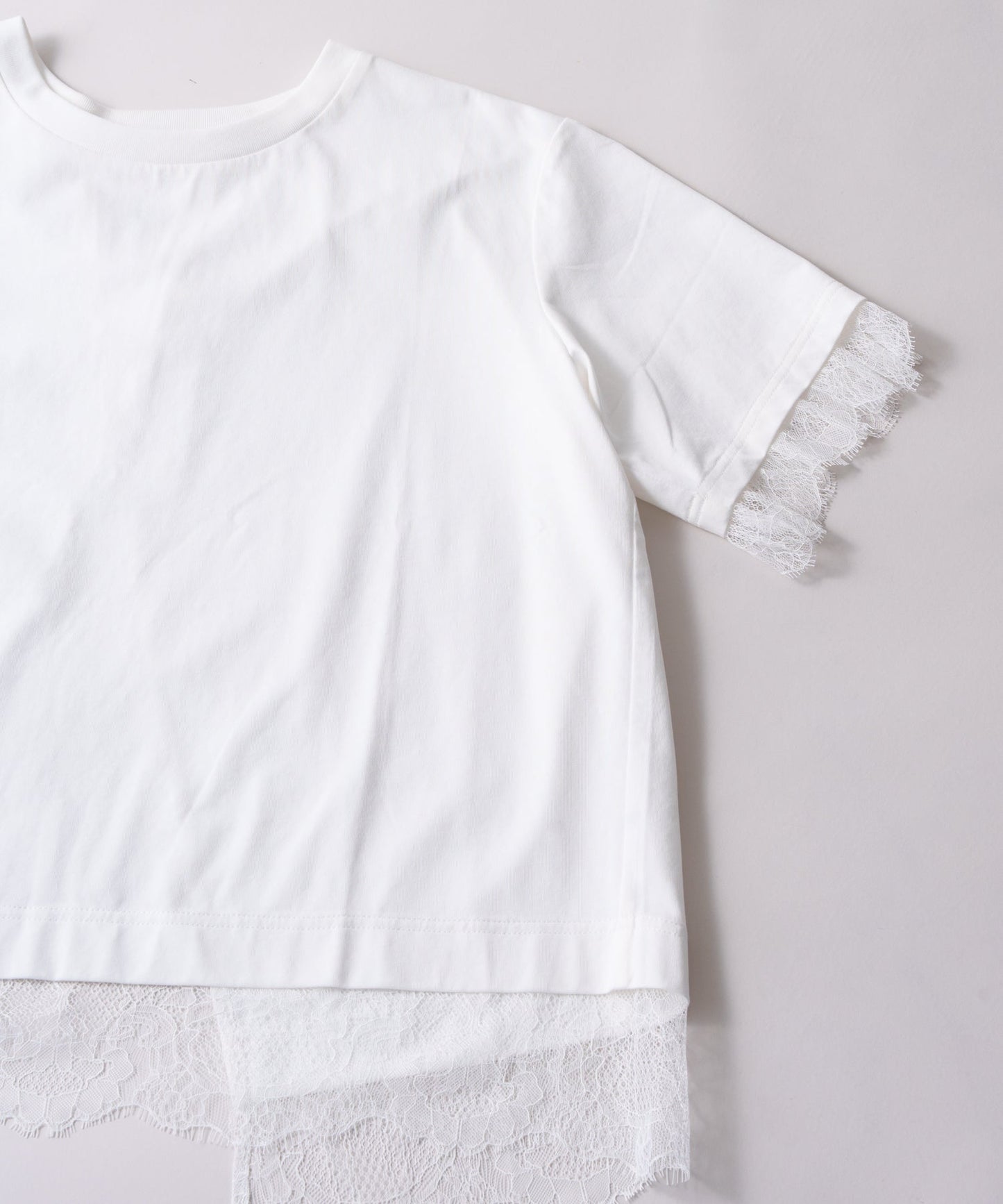 lace combination tee / WHT26HCS4016