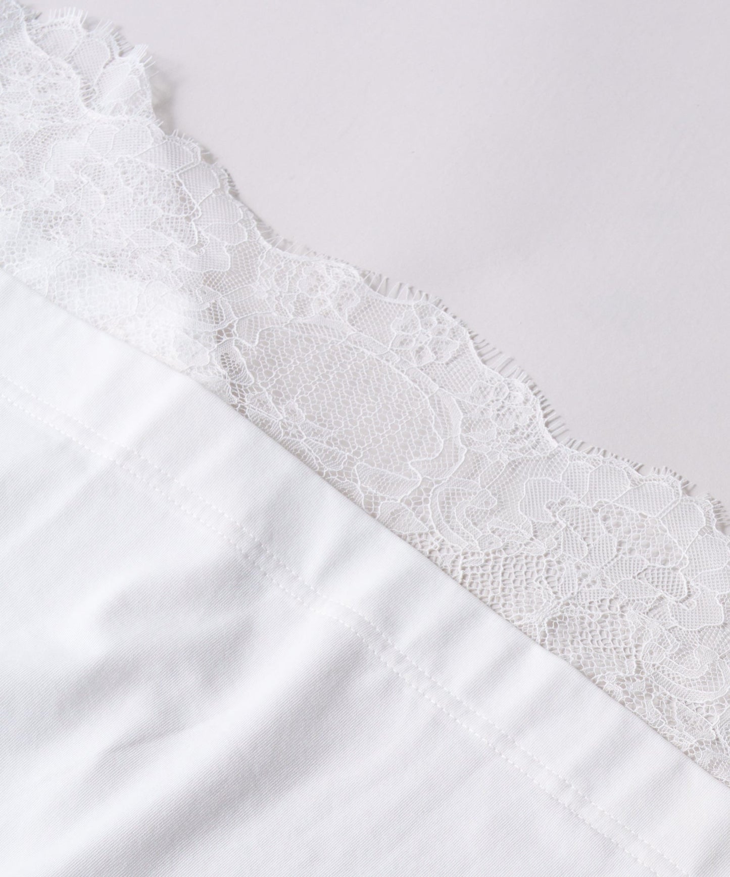 lace combination tee / WHT26HCS4016