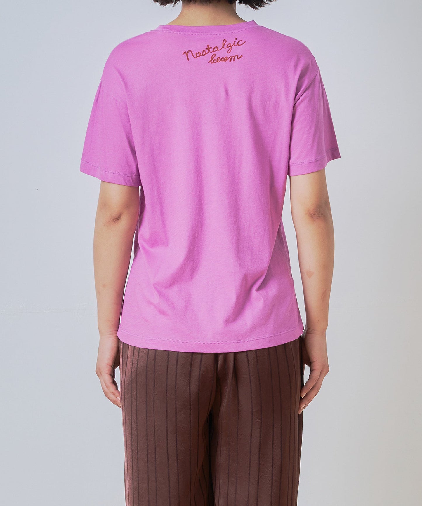 color embroidery tee / WHT26HCS4017