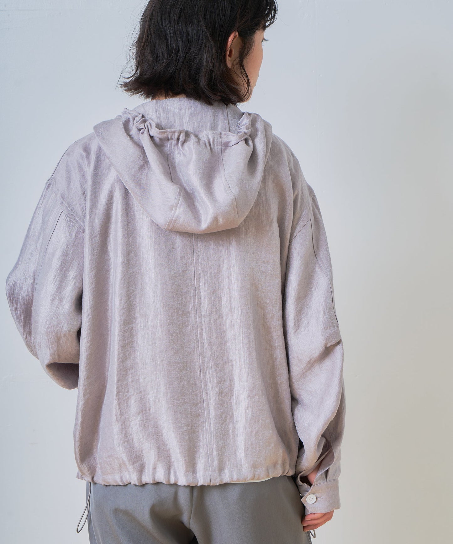 shiny hoodie blouson / WHT26HJK4055