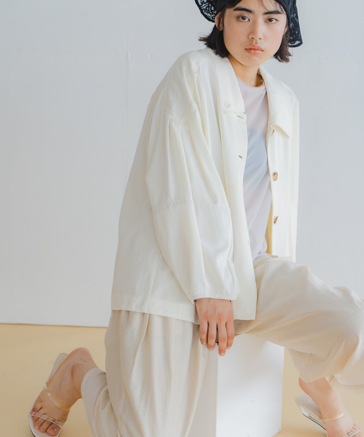 tent line jacket / WHT26HJK4057