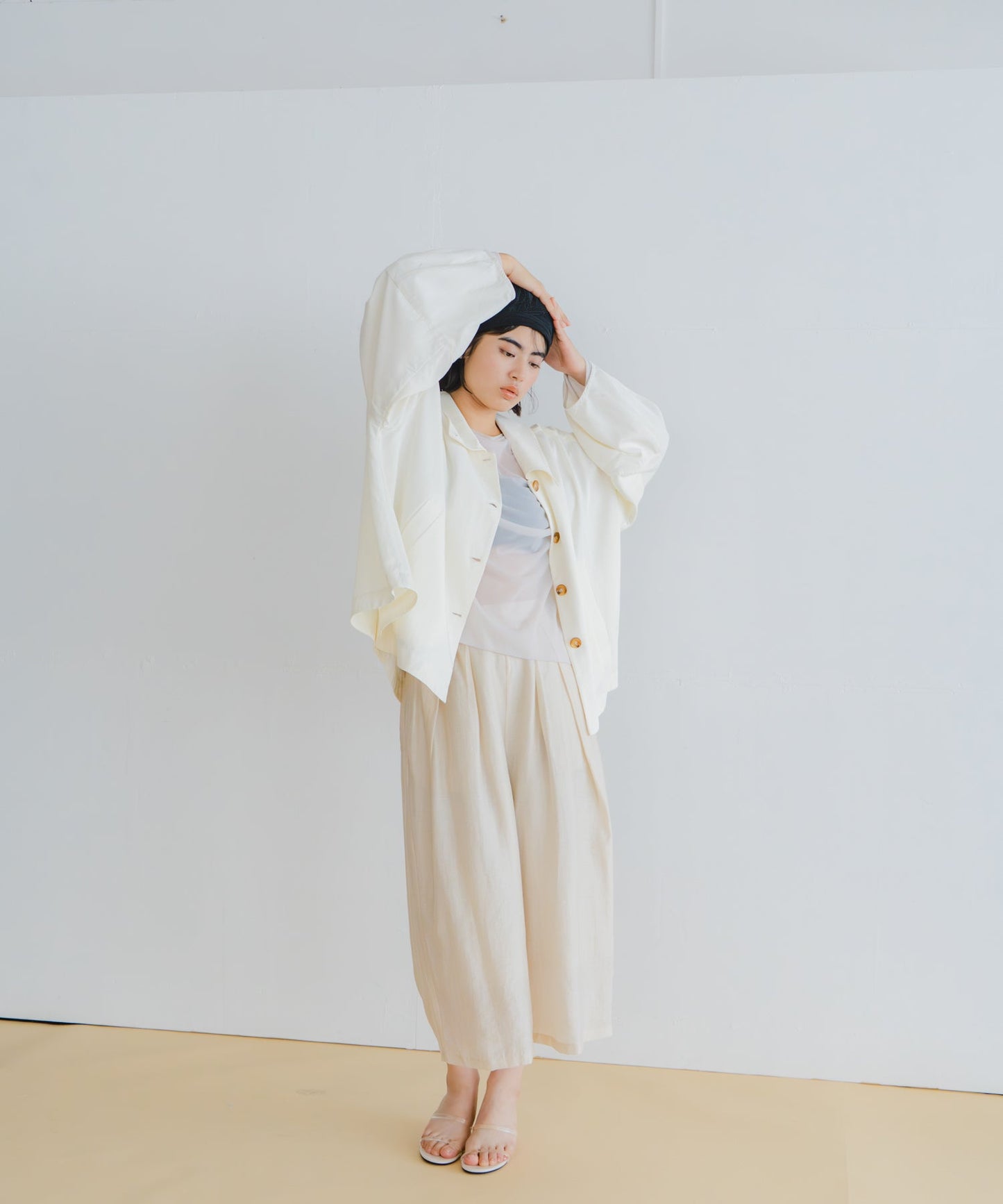 tent line jacket / WHT26HJK4057