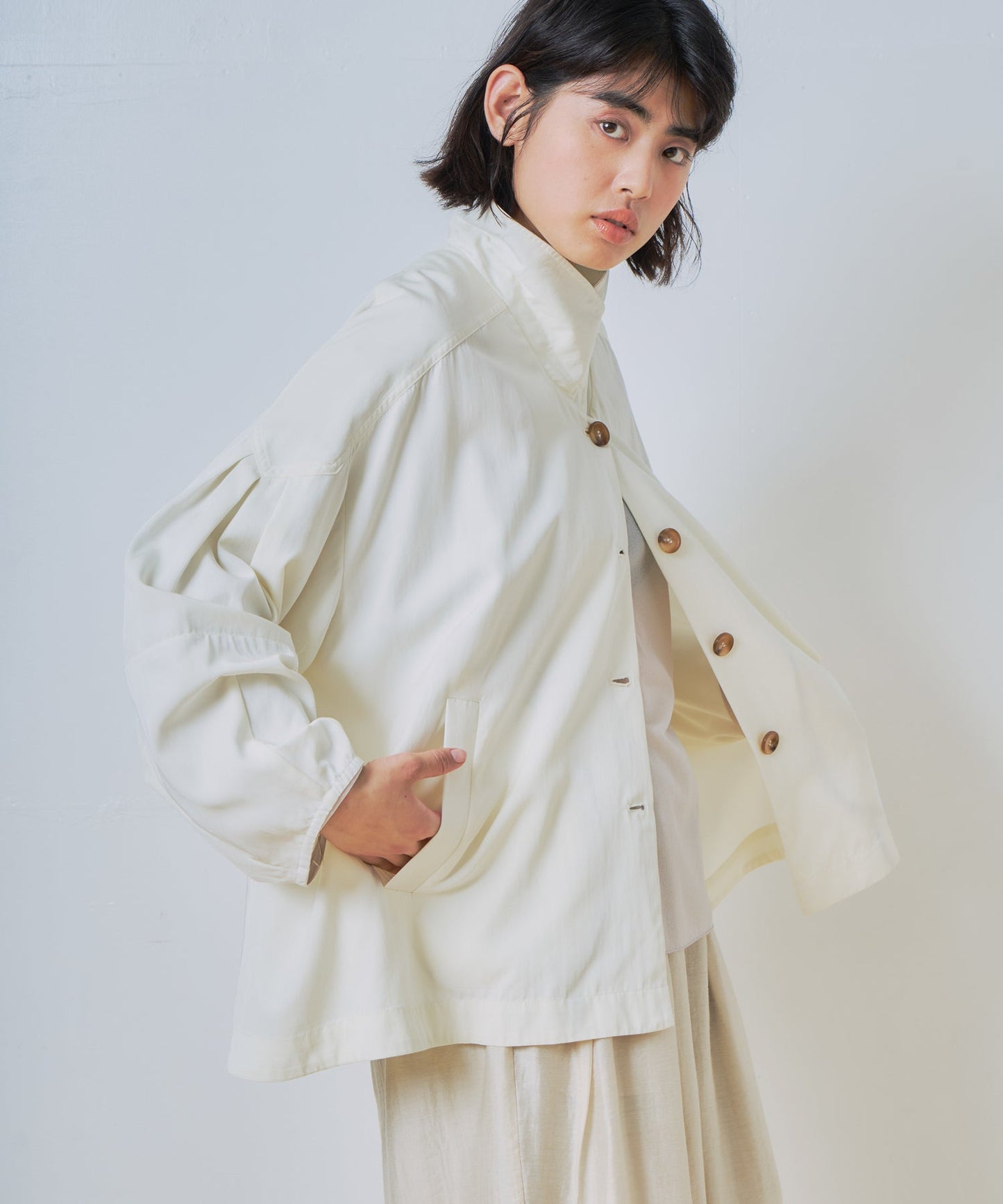 tent line jacket / WHT26HJK4057