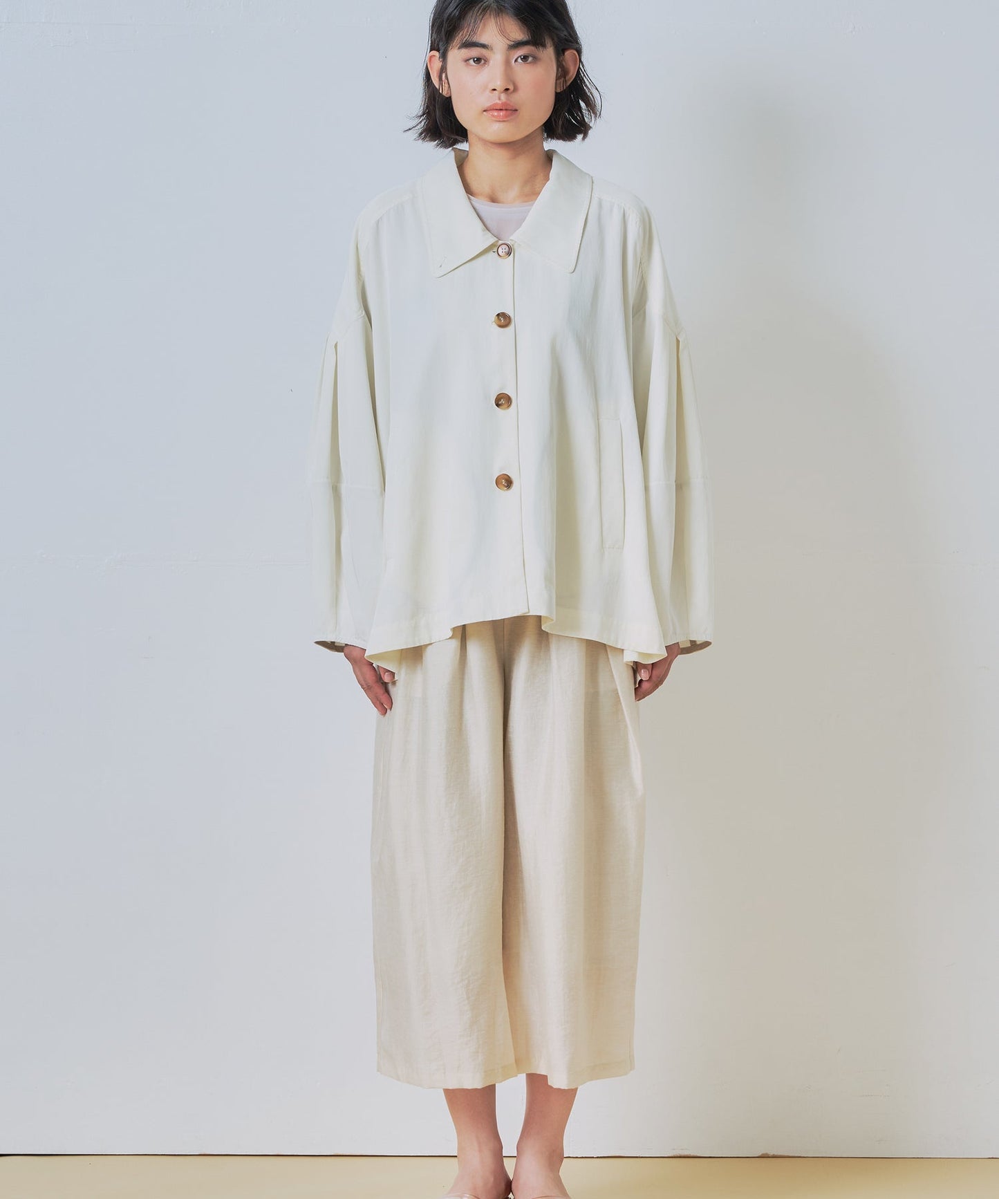 tent line jacket / WHT26HJK4057