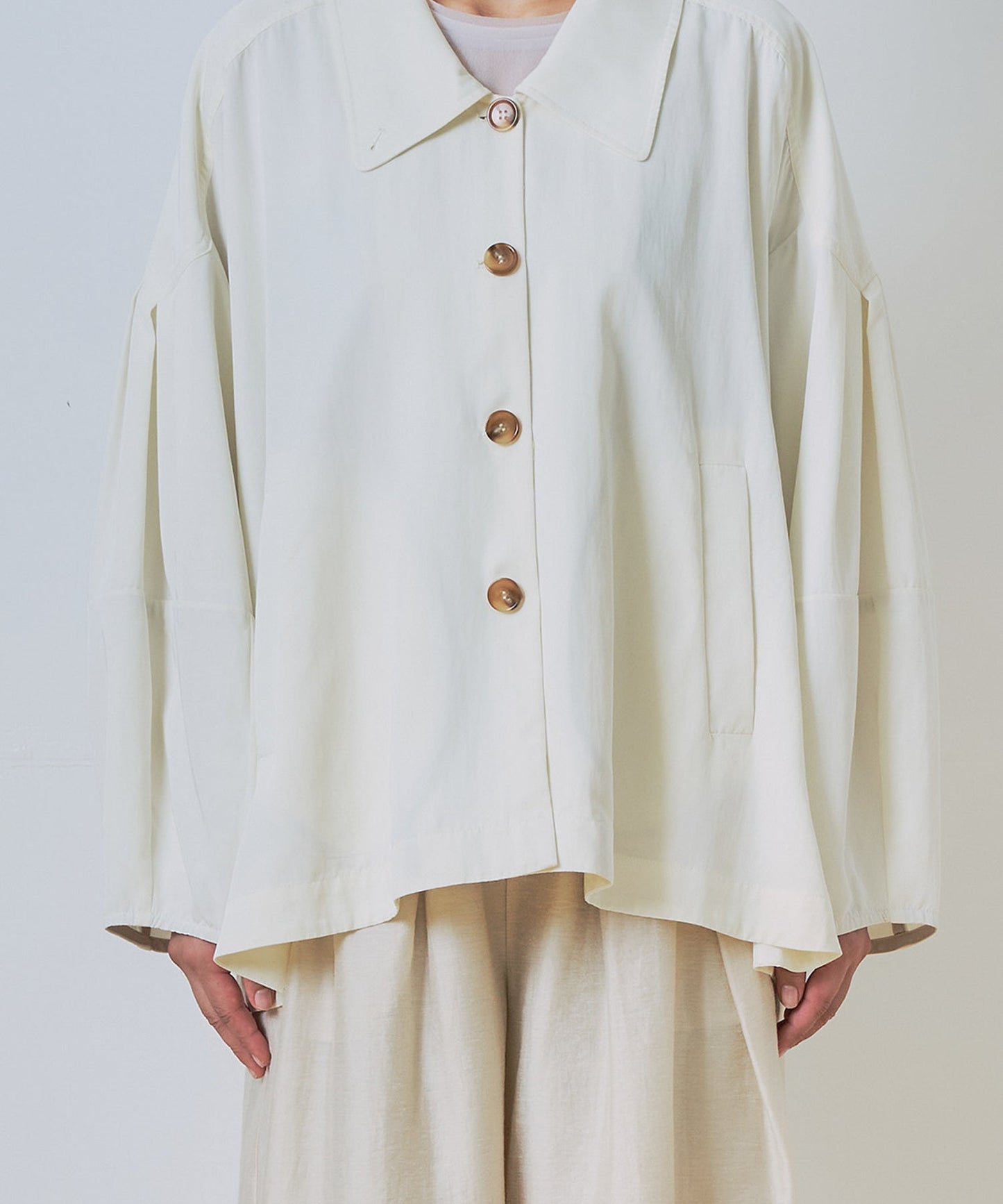 tent line jacket / WHT26HJK4057