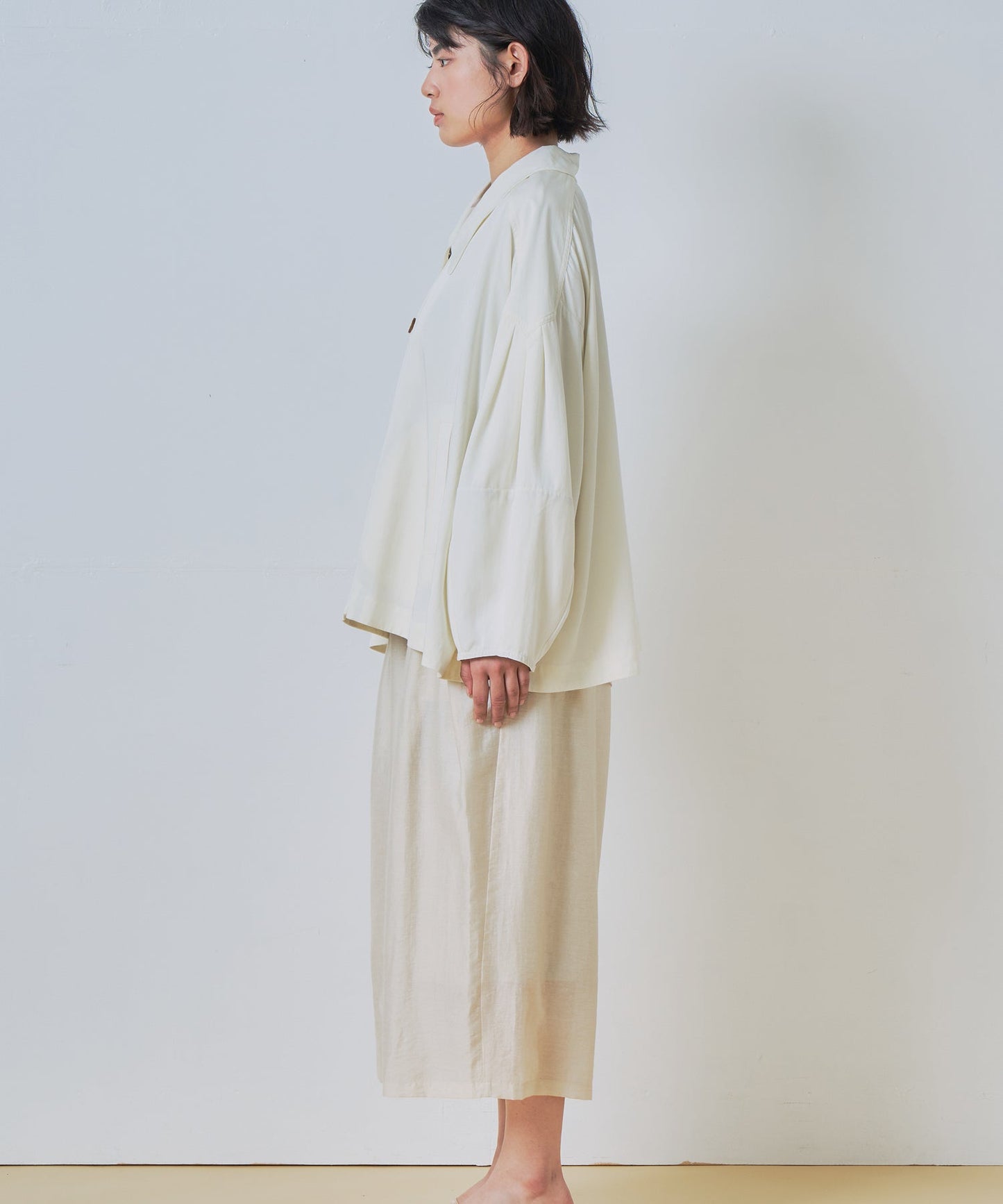 tent line jacket / WHT26HJK4057