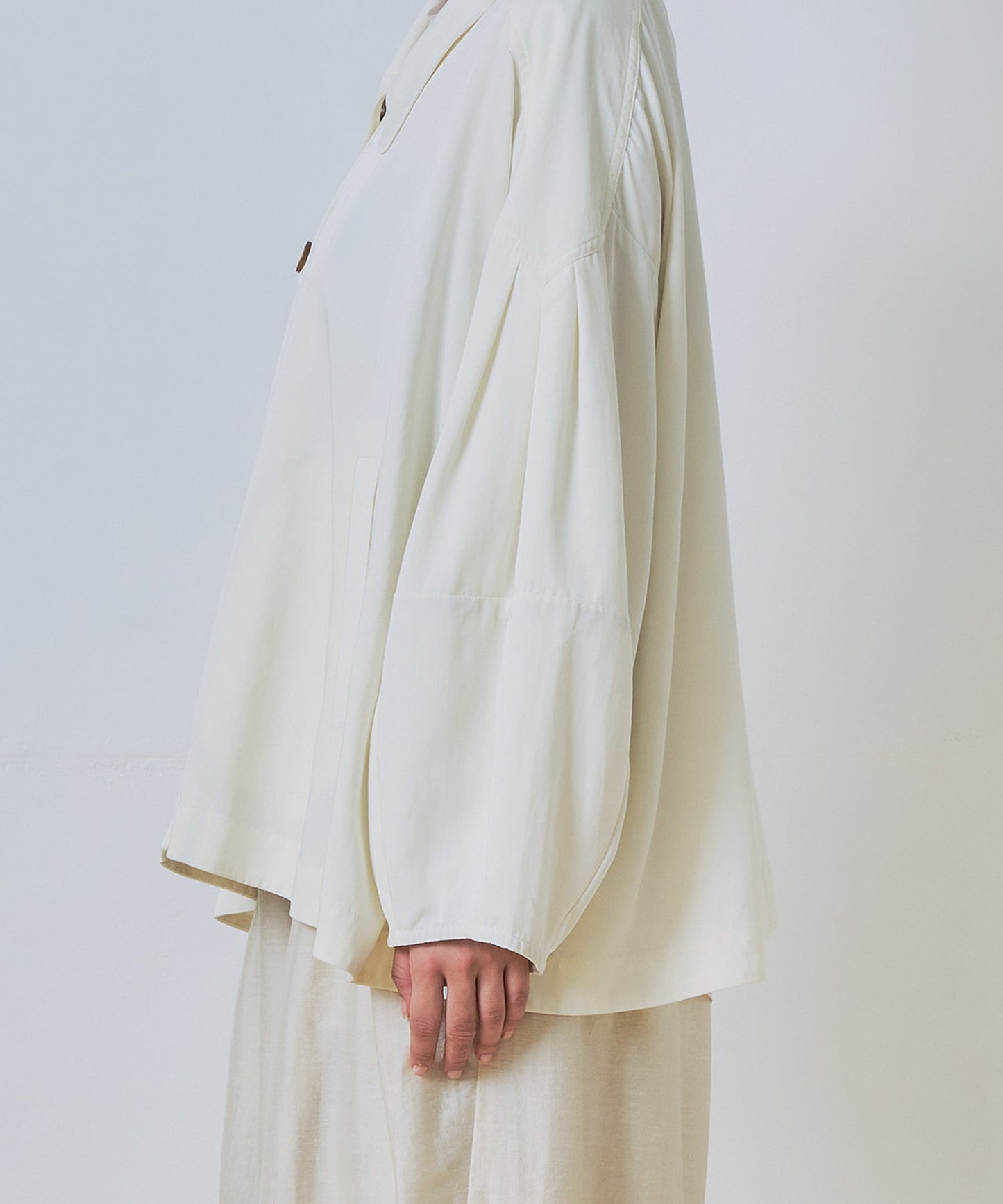 tent line jacket / WHT26HJK4057