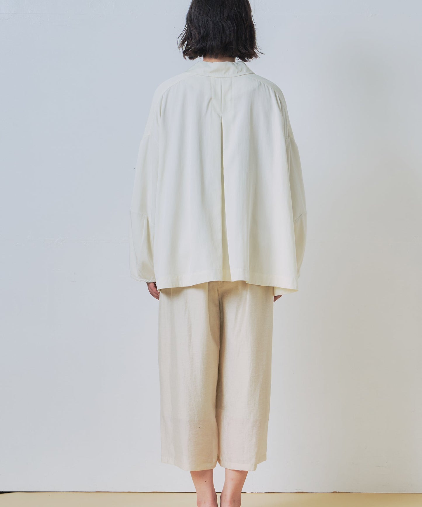 tent line jacket / WHT26HJK4057