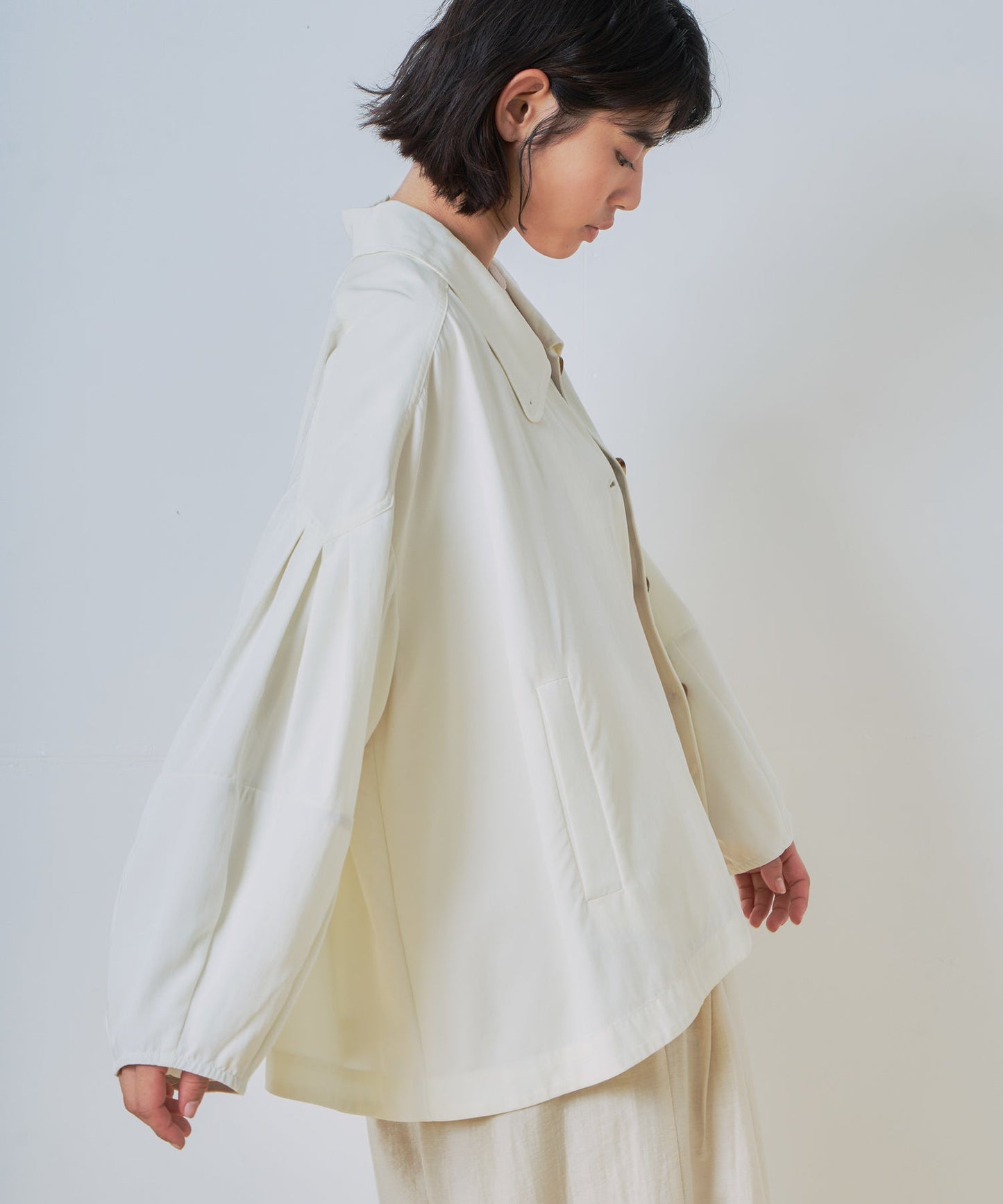 tent line jacket / WHT26HJK4057