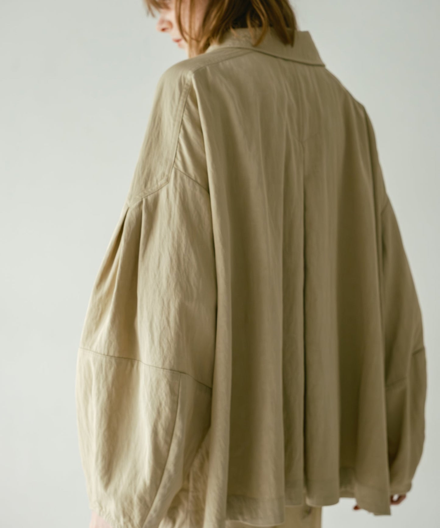 tent line jacket / WHT26HJK4057