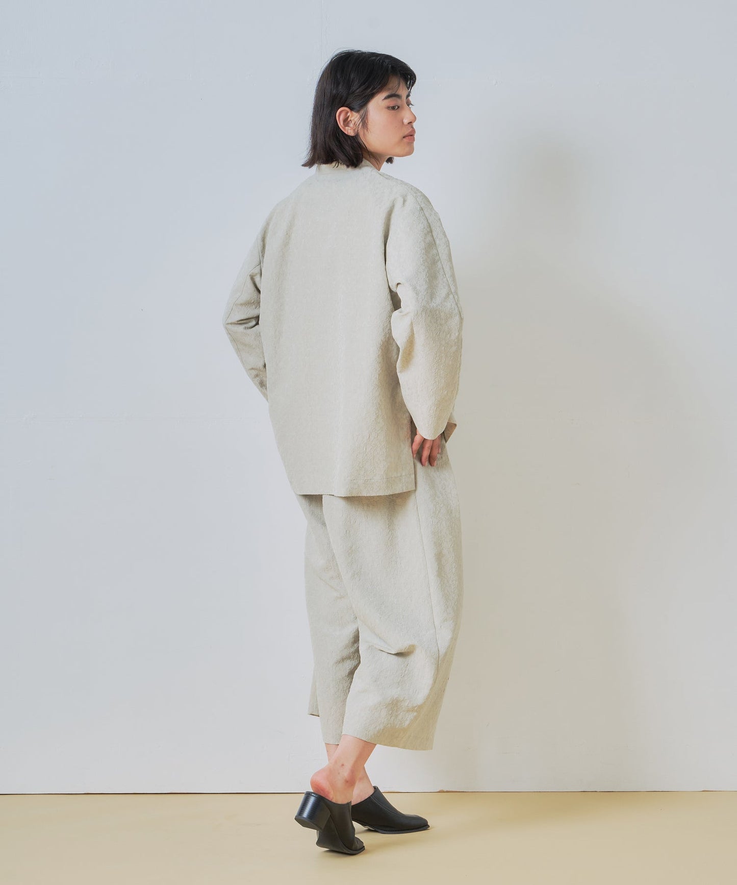 jacquard slit over jacket / WHT26HJK4059