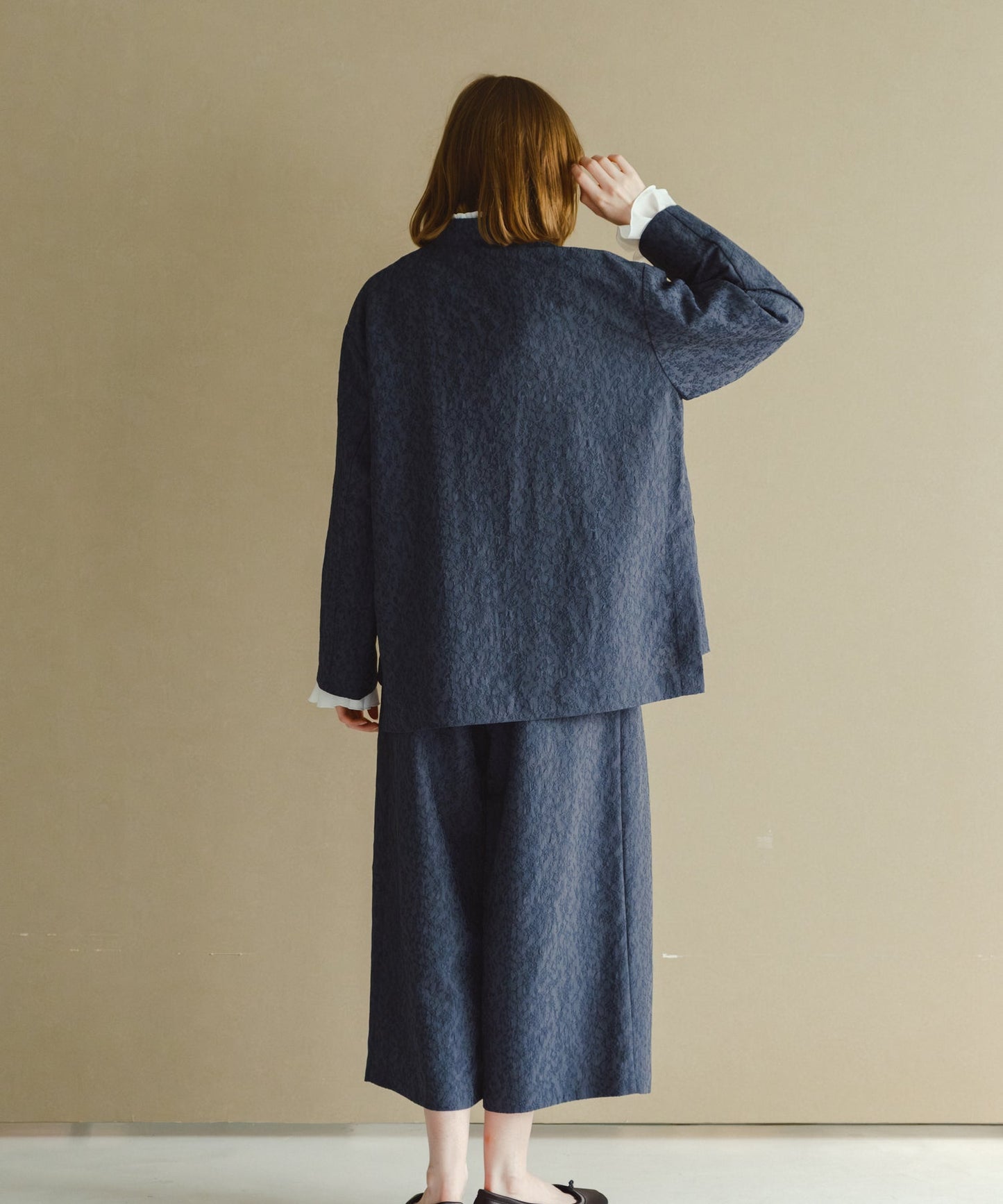 jacquard slit over jacket / WHT26HJK4059