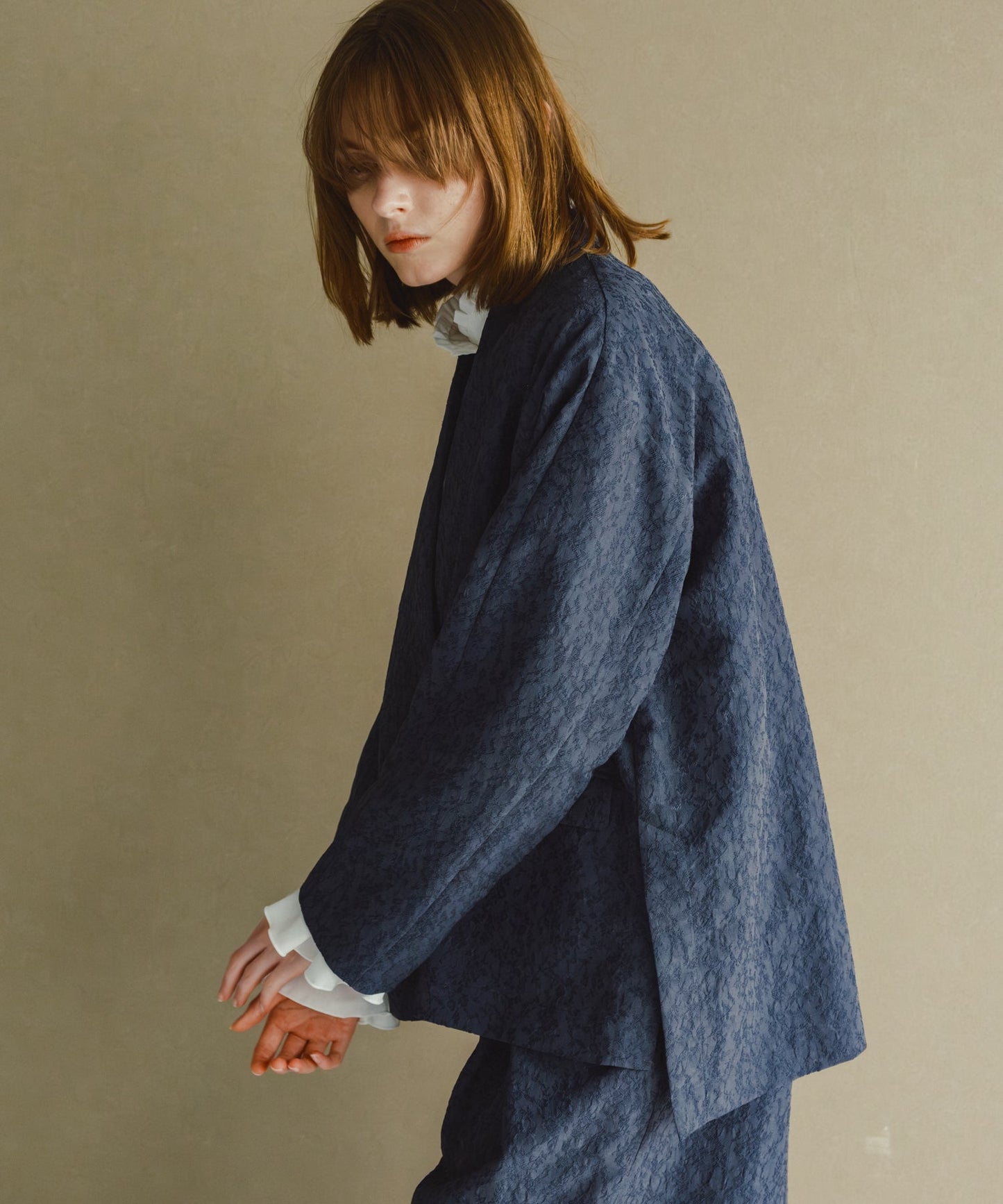 jacquard slit over jacket / WHT26HJK4059